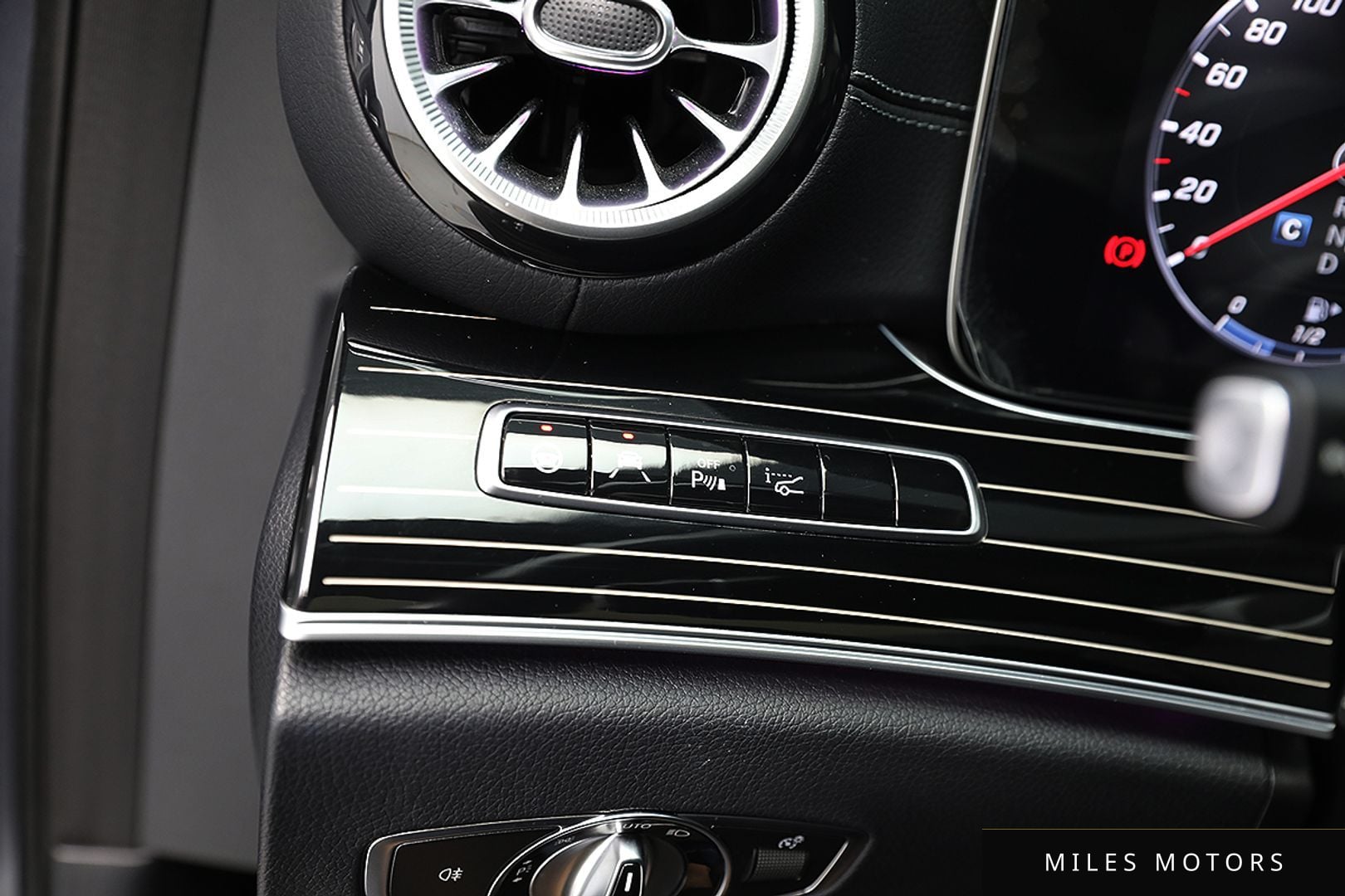 Mercedes-Benz E-Class W213 2020 — миниатюра 12