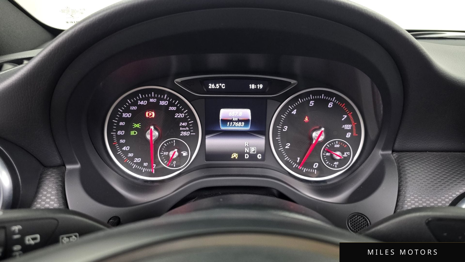 Mercedes-Benz A-Class W176 2016 — миниатюра 8
