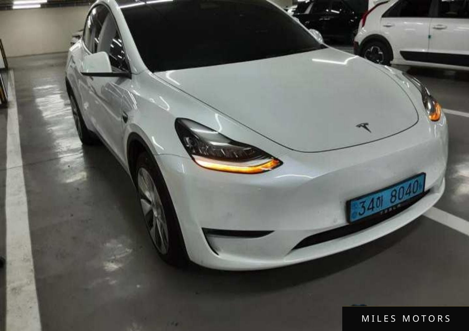 Tesla Model Y 2022 — миниатюра 8