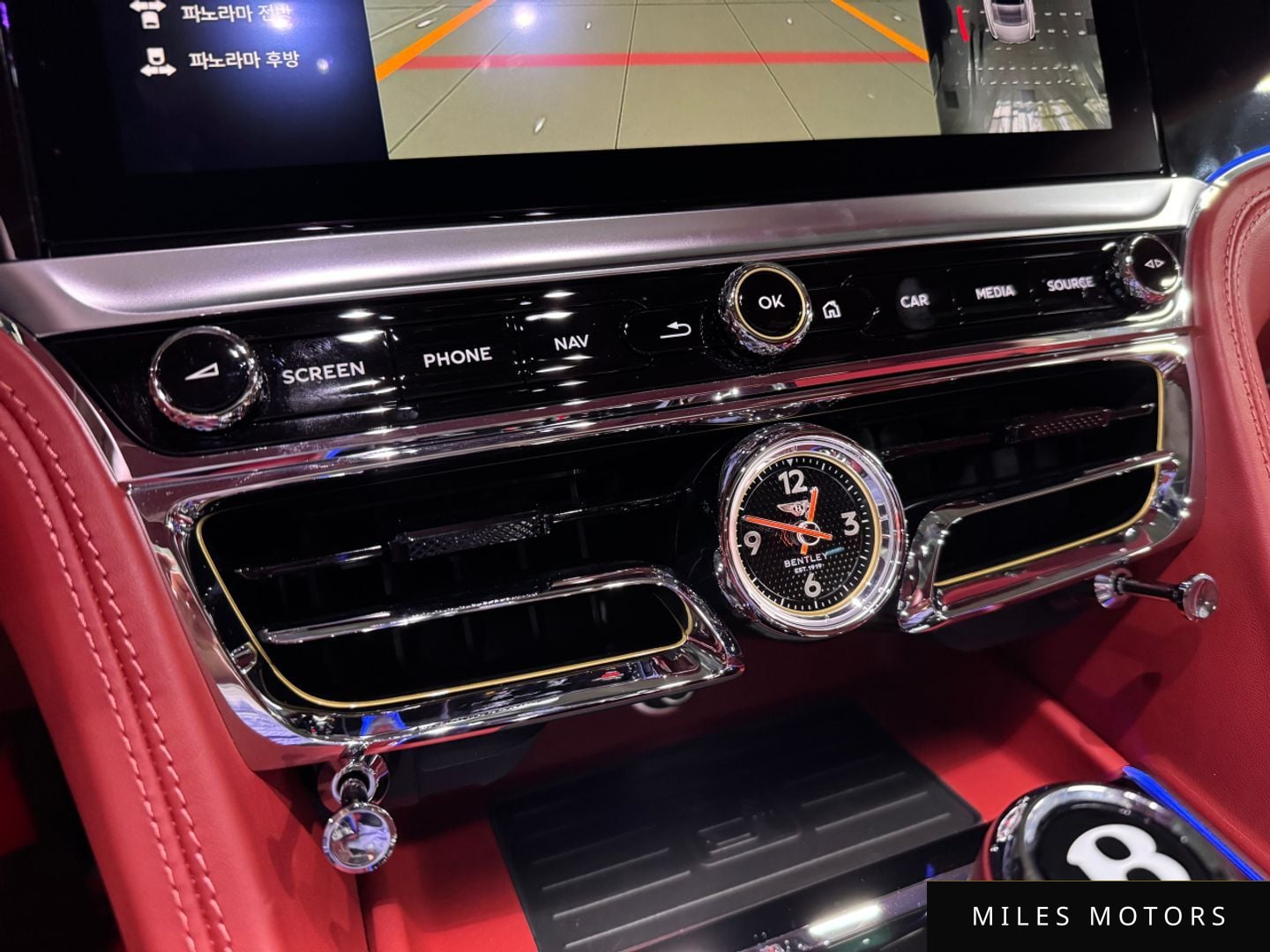 Bentley Flying Spur 2021 — миниатюра 9