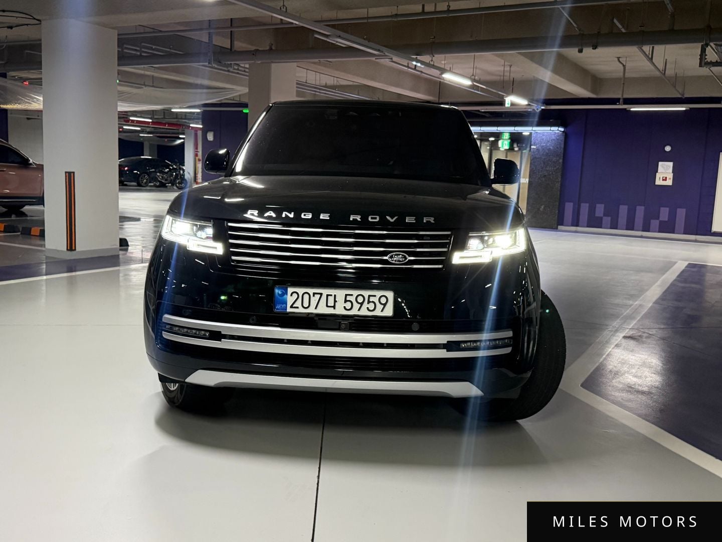 Land Rover Range Rover 2023 — миниатюра 2