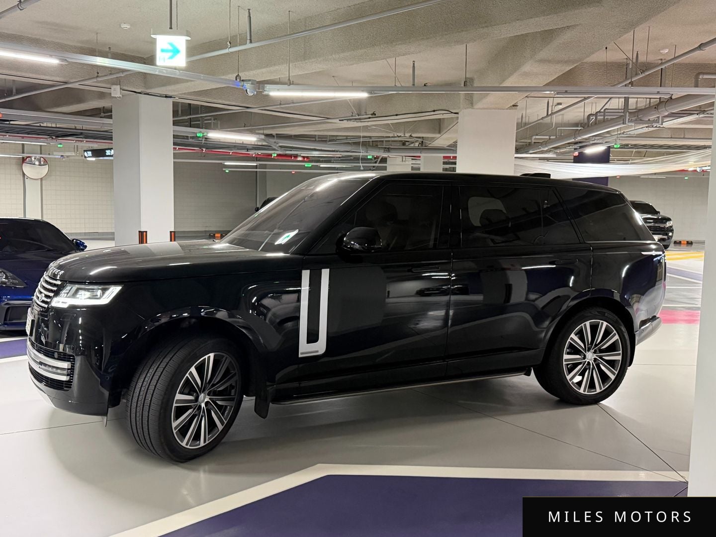 Land Rover Range Rover 2023 — миниатюра 3