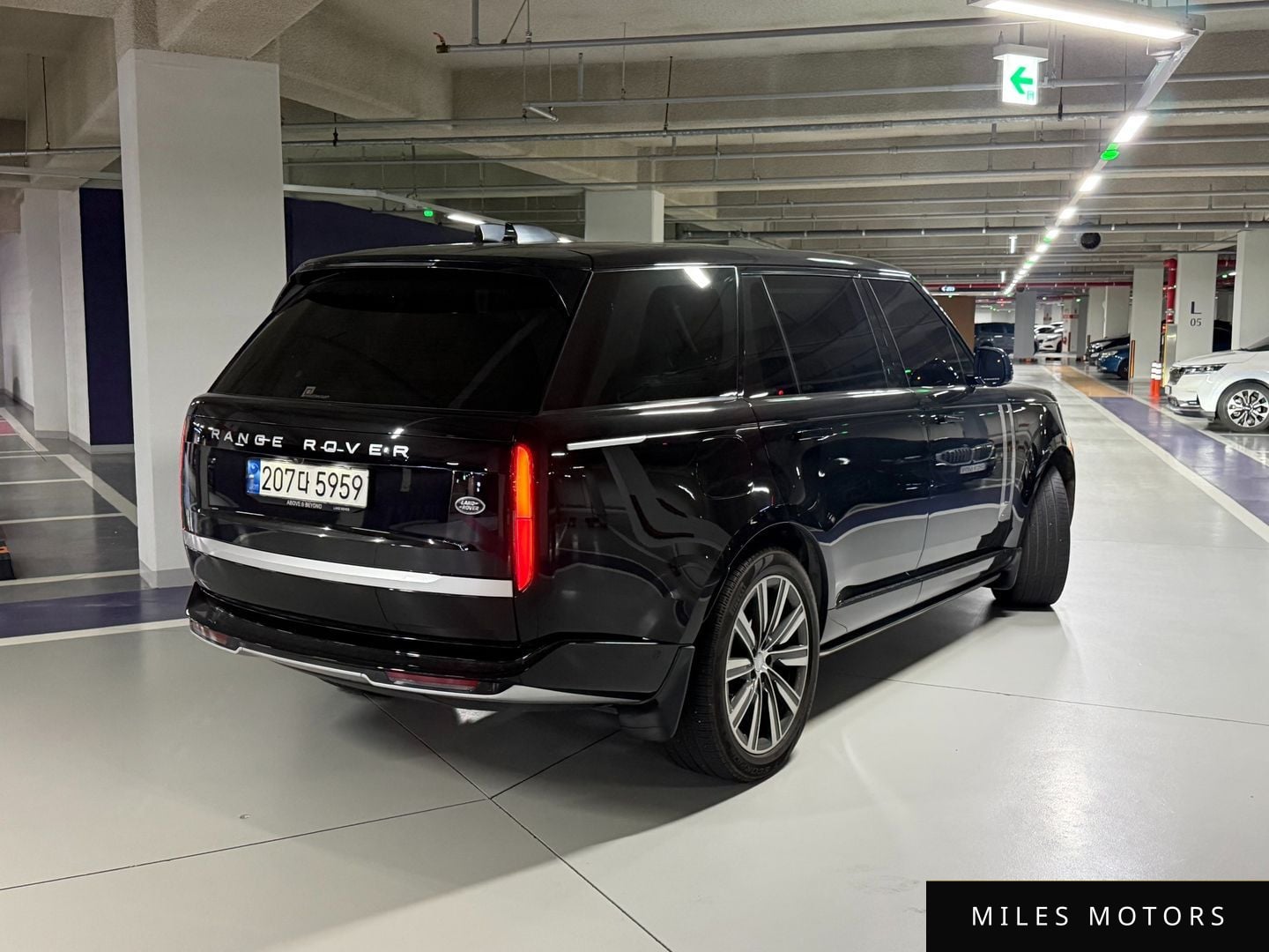 Land Rover Range Rover 2023 — миниатюра 5
