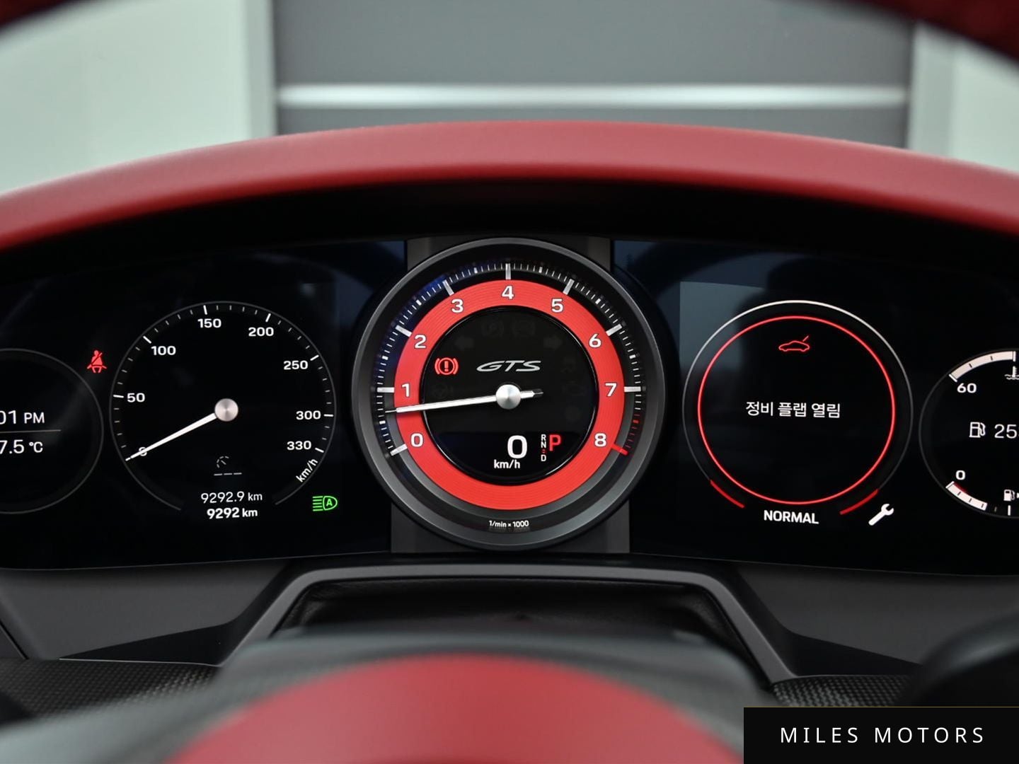 Porsche 911 (992) 2024 — миниатюра 8