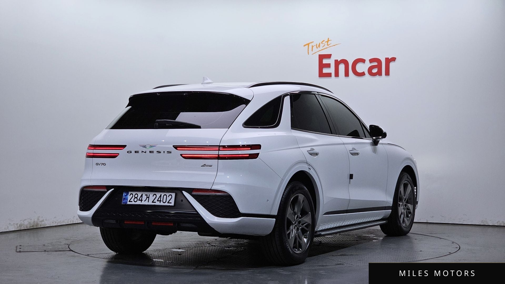 Genesis GV70 2022 — миниатюра 2
