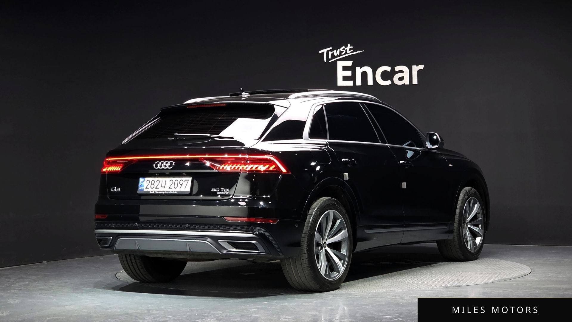 Audi Q8 (4M) 2022 — миниатюра 2