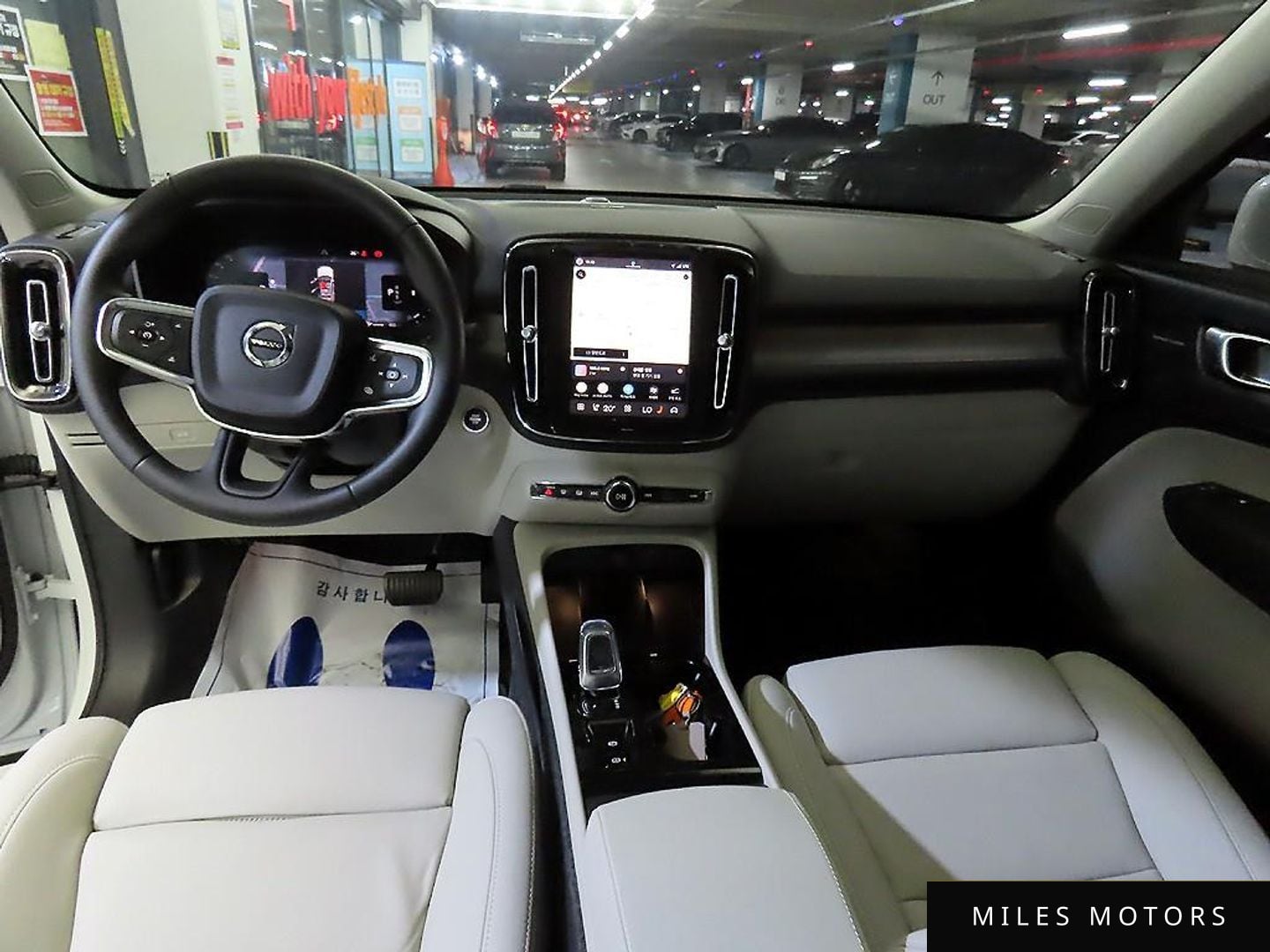 Volvo XC40 2026 — миниатюра 10