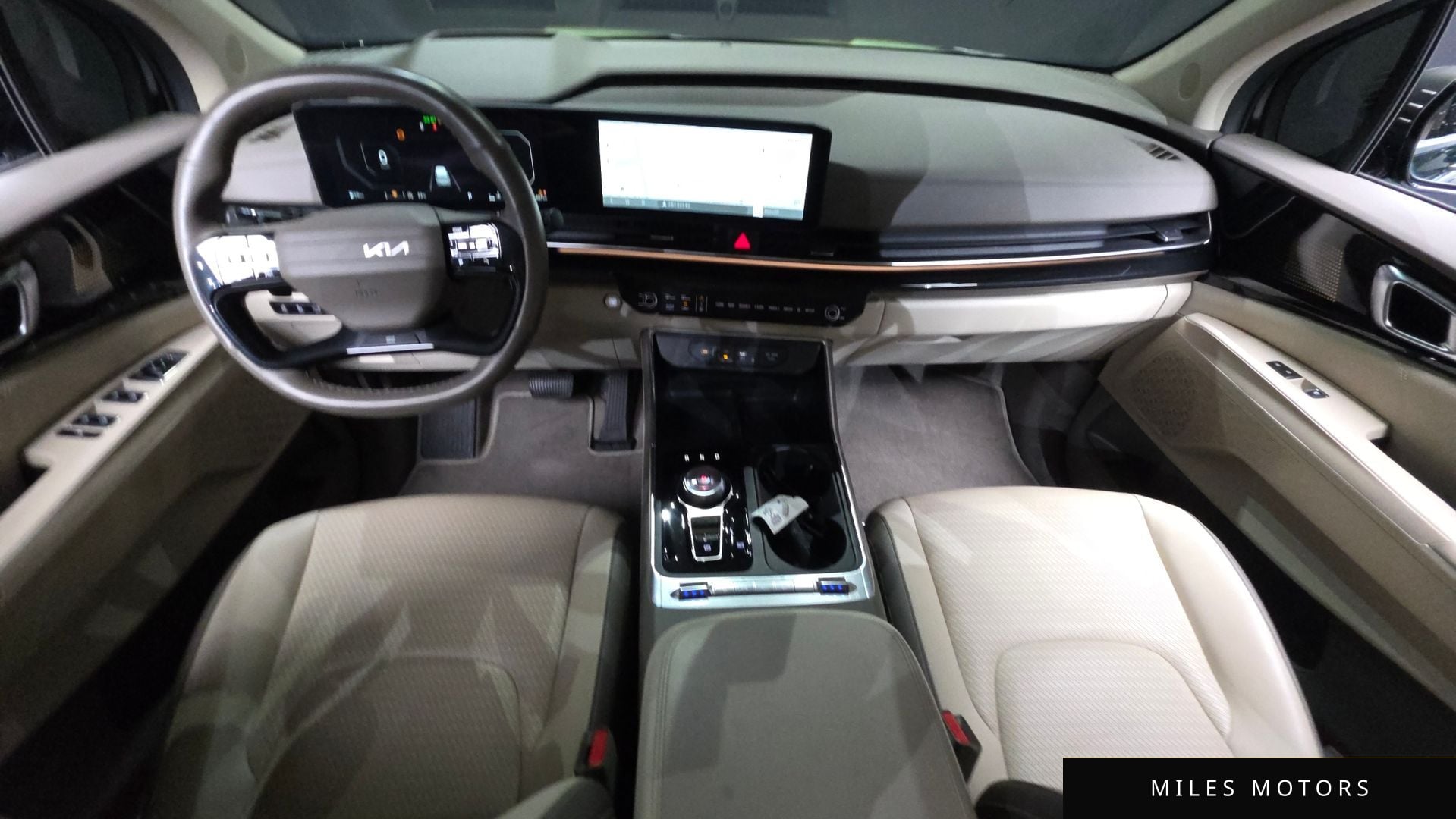 Kia Canival 2025 — миниатюра 10