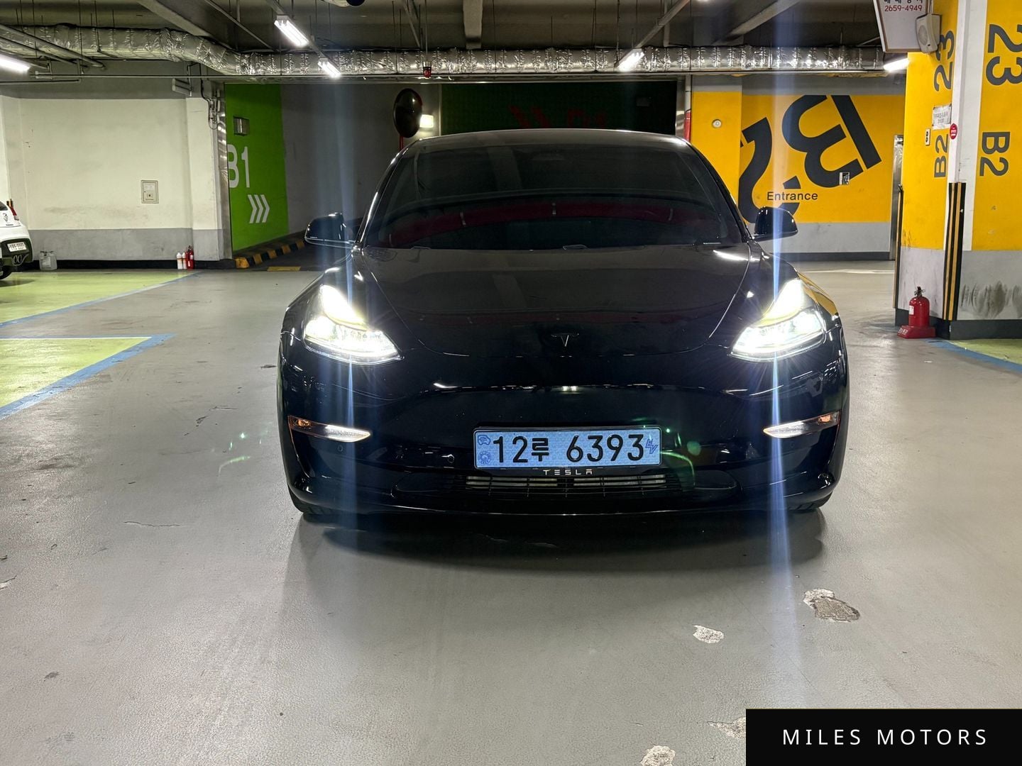 Tesla Model 3 2021 — миниатюра 3