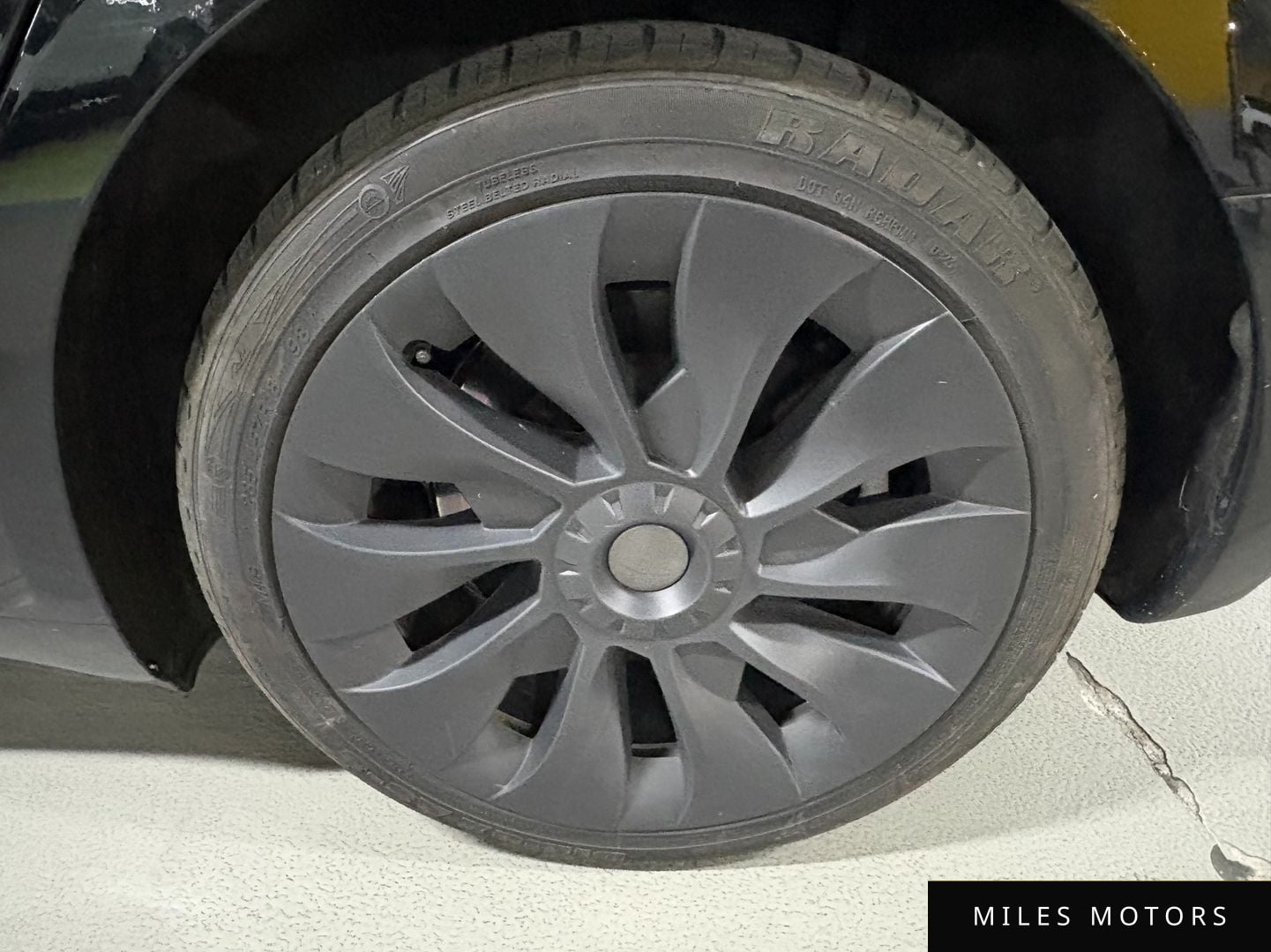 Tesla Model 3 2021 — миниатюра 5