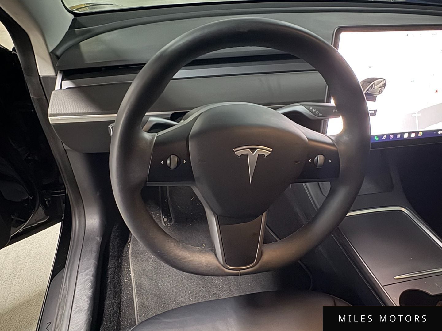 Tesla Model 3 2021 — миниатюра 6
