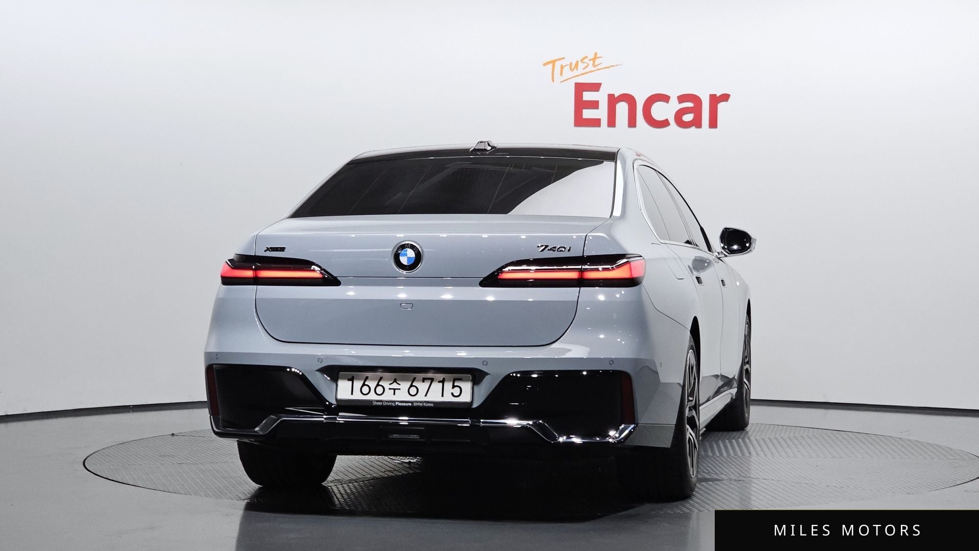 BMW 7 Series (G70) 2025 — миниатюра 4