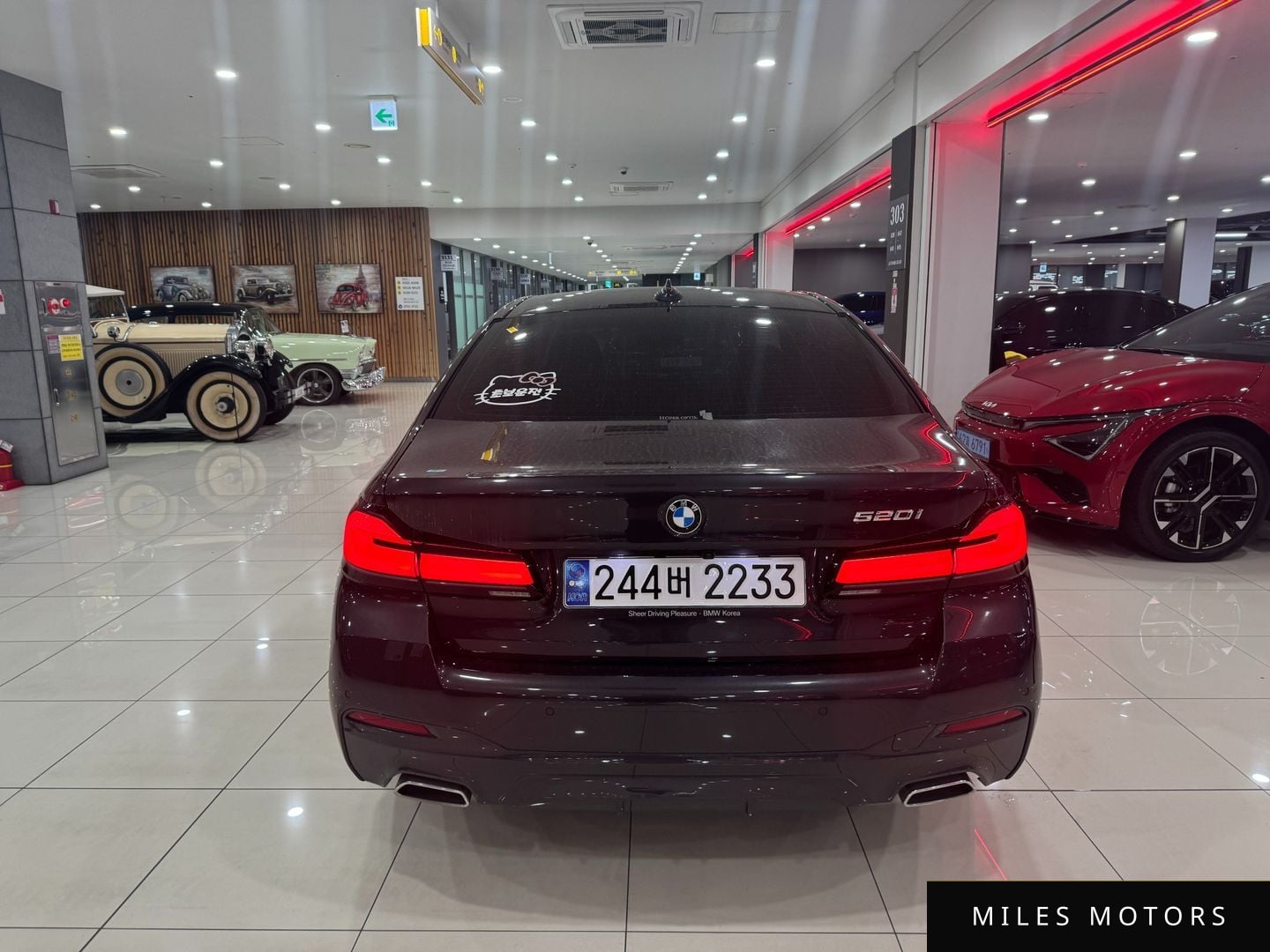 BMW 5 Series (G30) 2023 — миниатюра 4