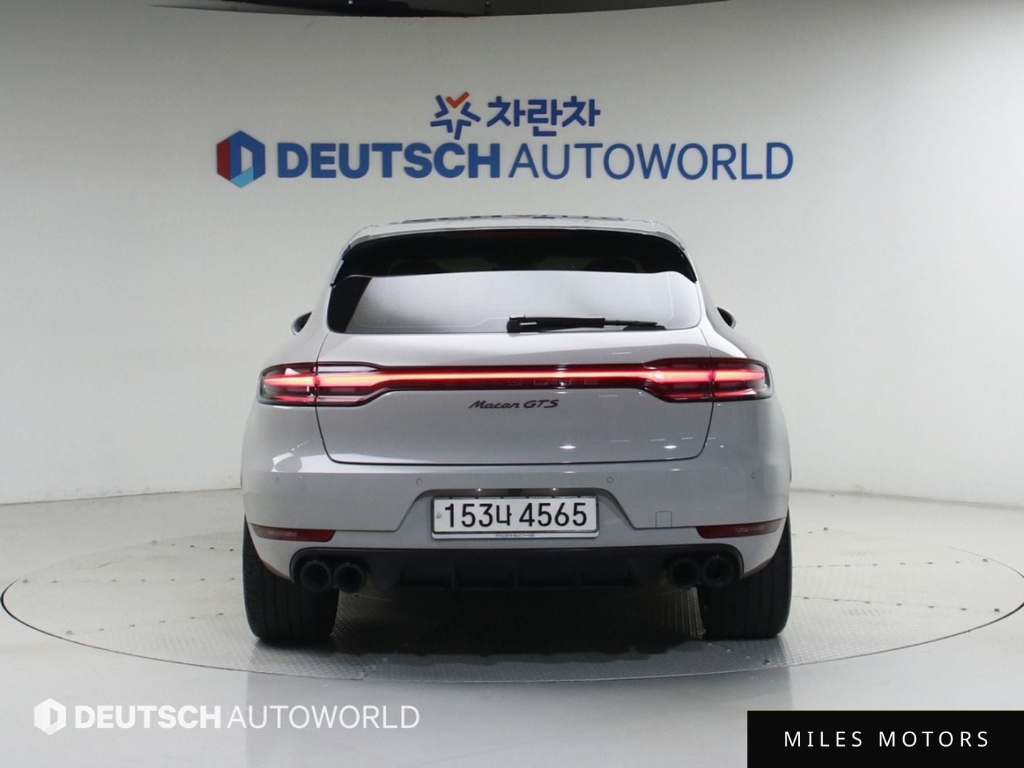 Porsche Macan 2021 — миниатюра 4