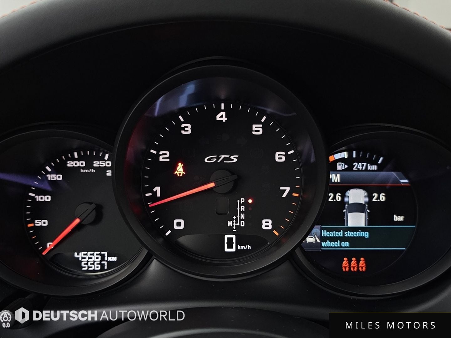 Porsche Macan 2021 — миниатюра 7
