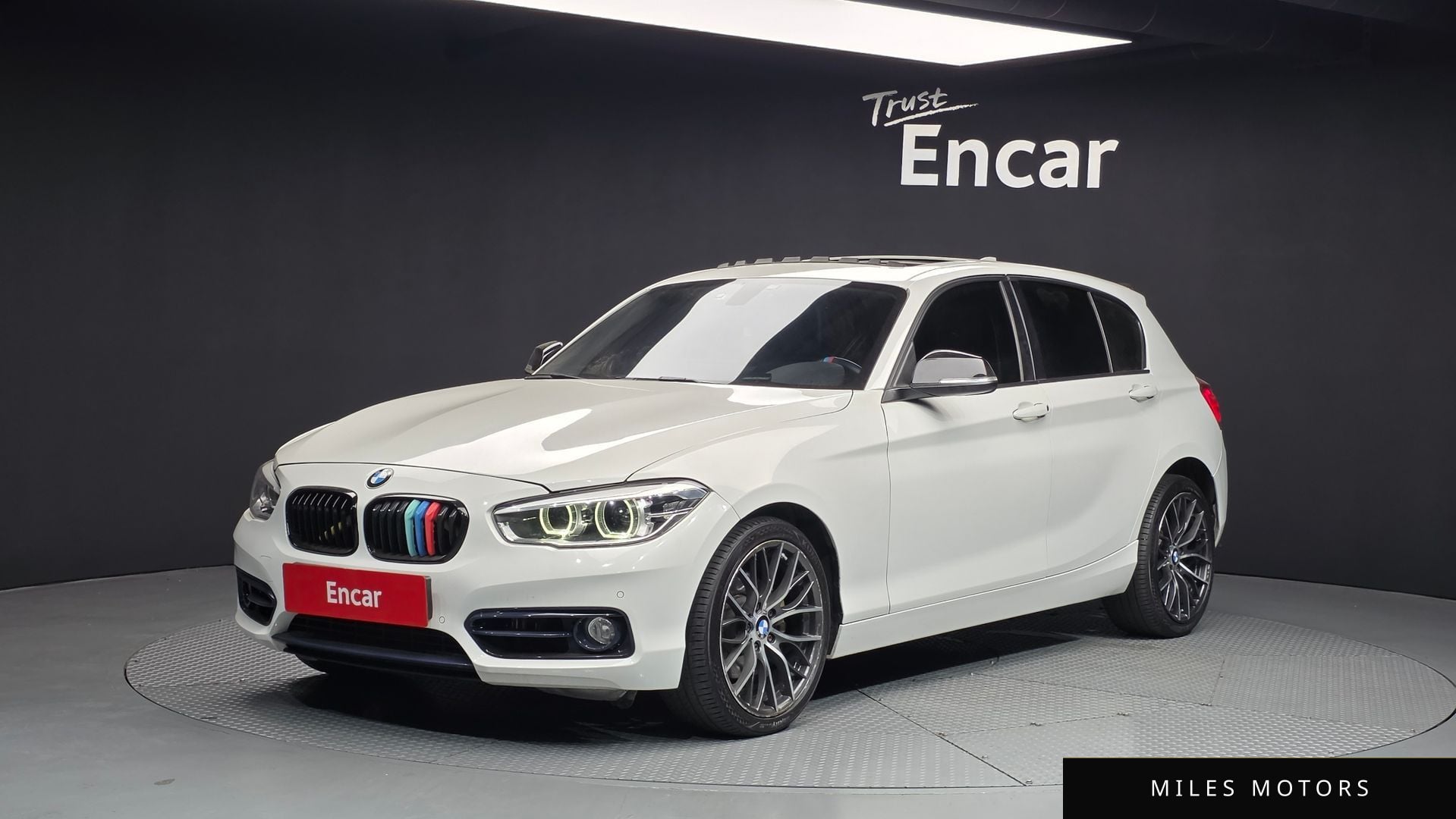 BMW 1 Series (F20) 2016 — фото 1 из 12
