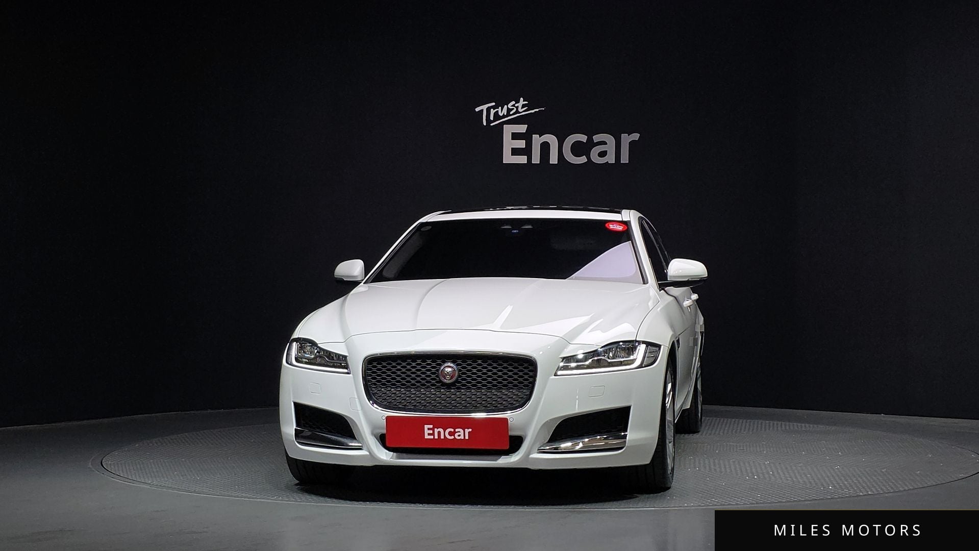 Jaguar XF (X260) 2019 — миниатюра 3