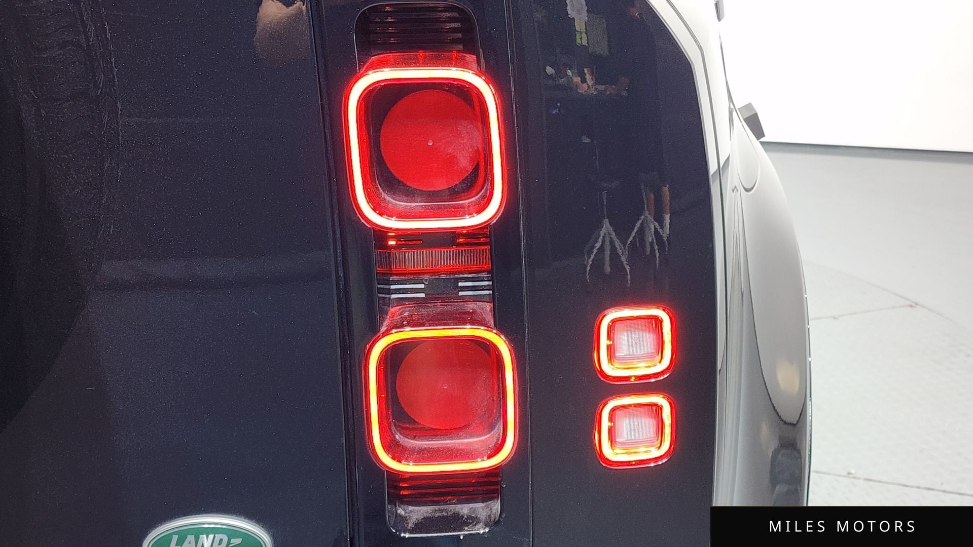 Land Rover Defender 2022 — миниатюра 9