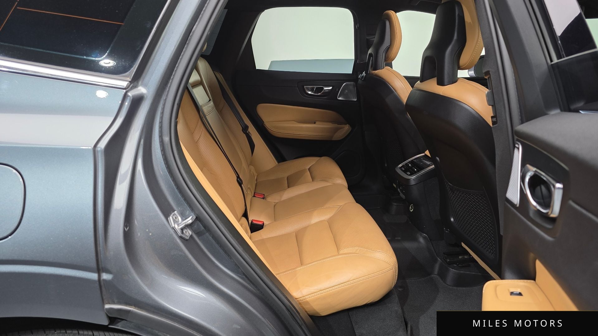 Volvo XC60 2018 — миниатюра 11