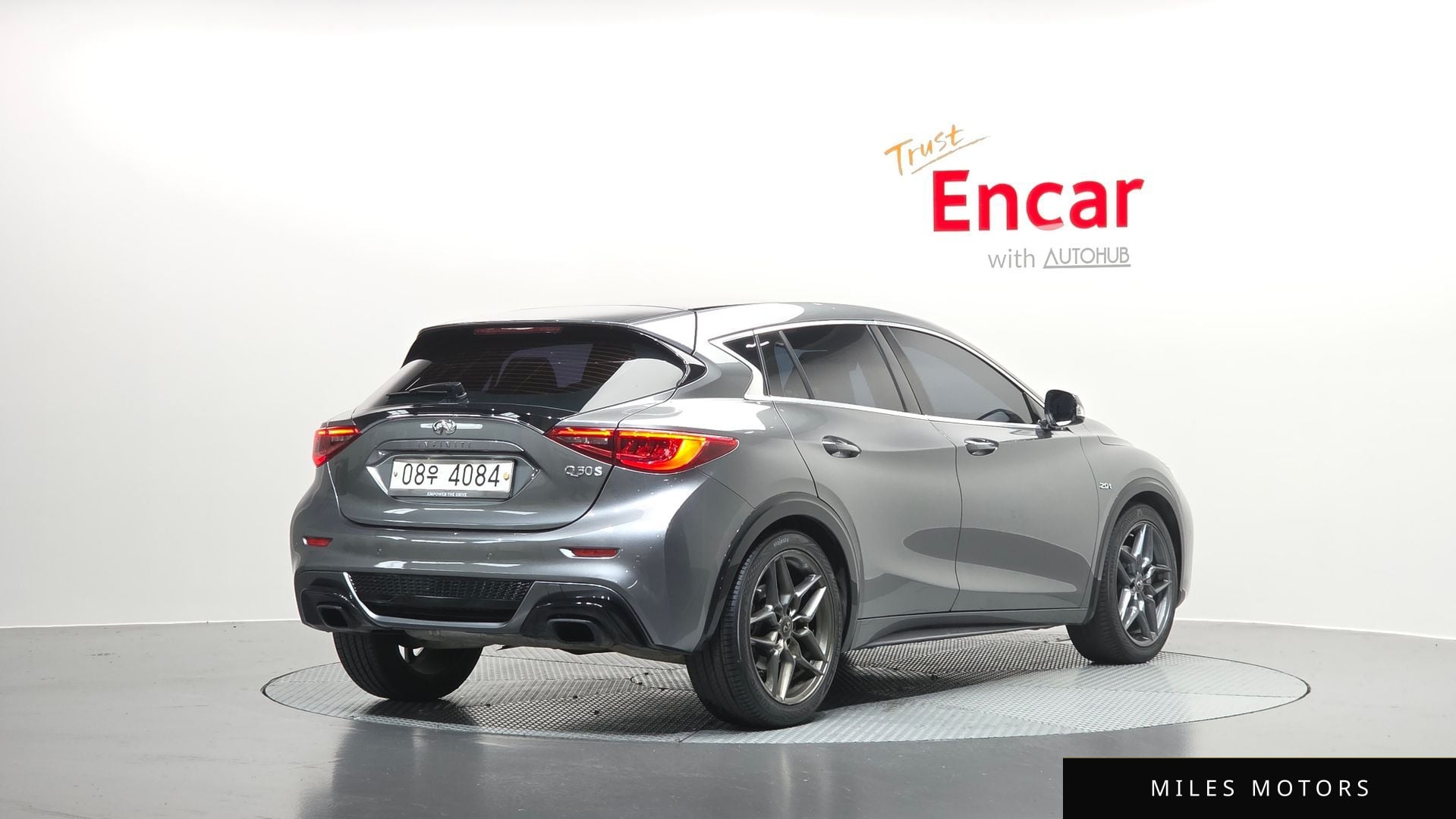 Infiniti Q30 2017 — миниатюра 2
