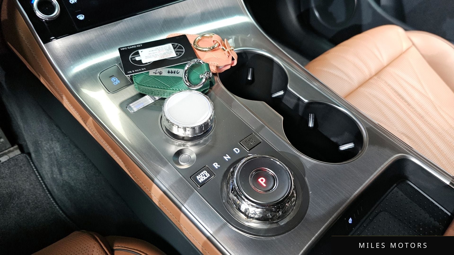 Genesis GV70 2025 — миниатюра 12