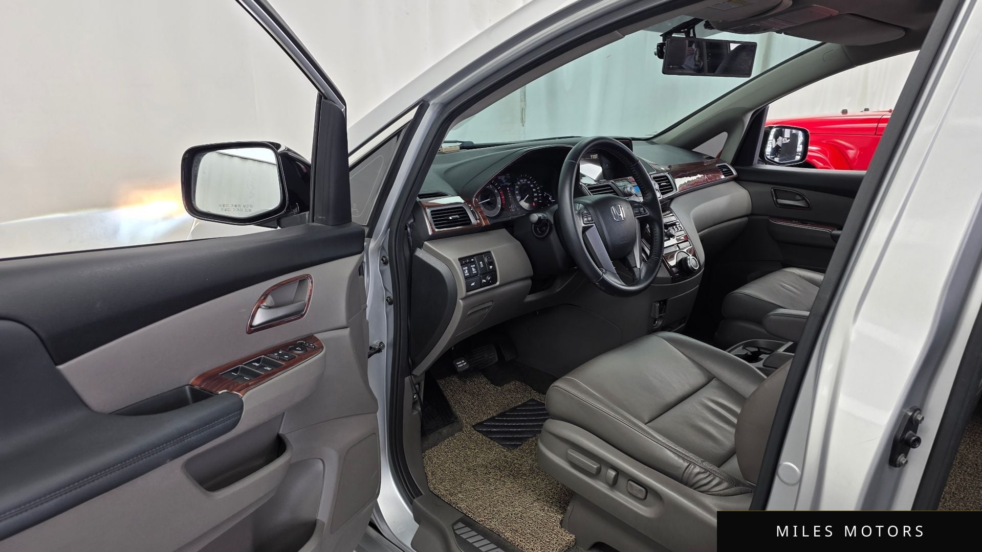 Honda Odyssey 2013 — миниатюра 10