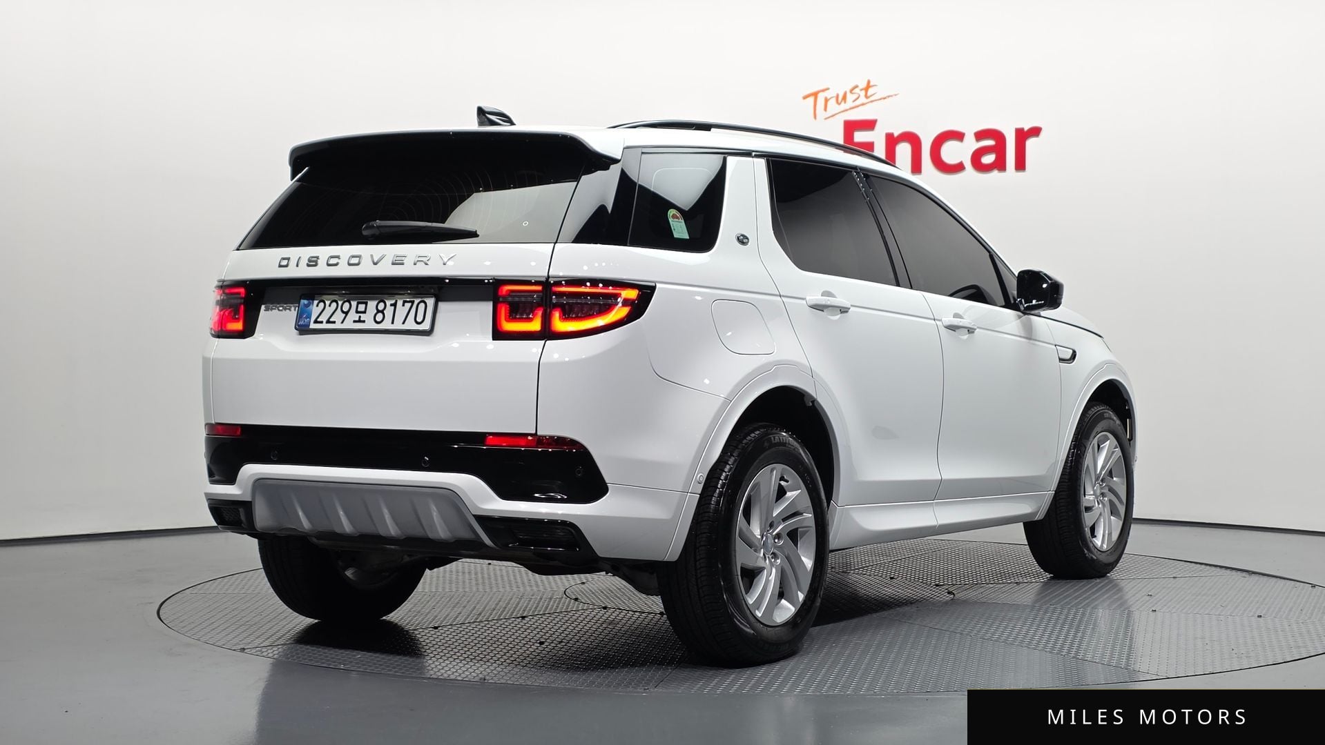 Land Rover Discovery Sport 2025 — миниатюра 2
