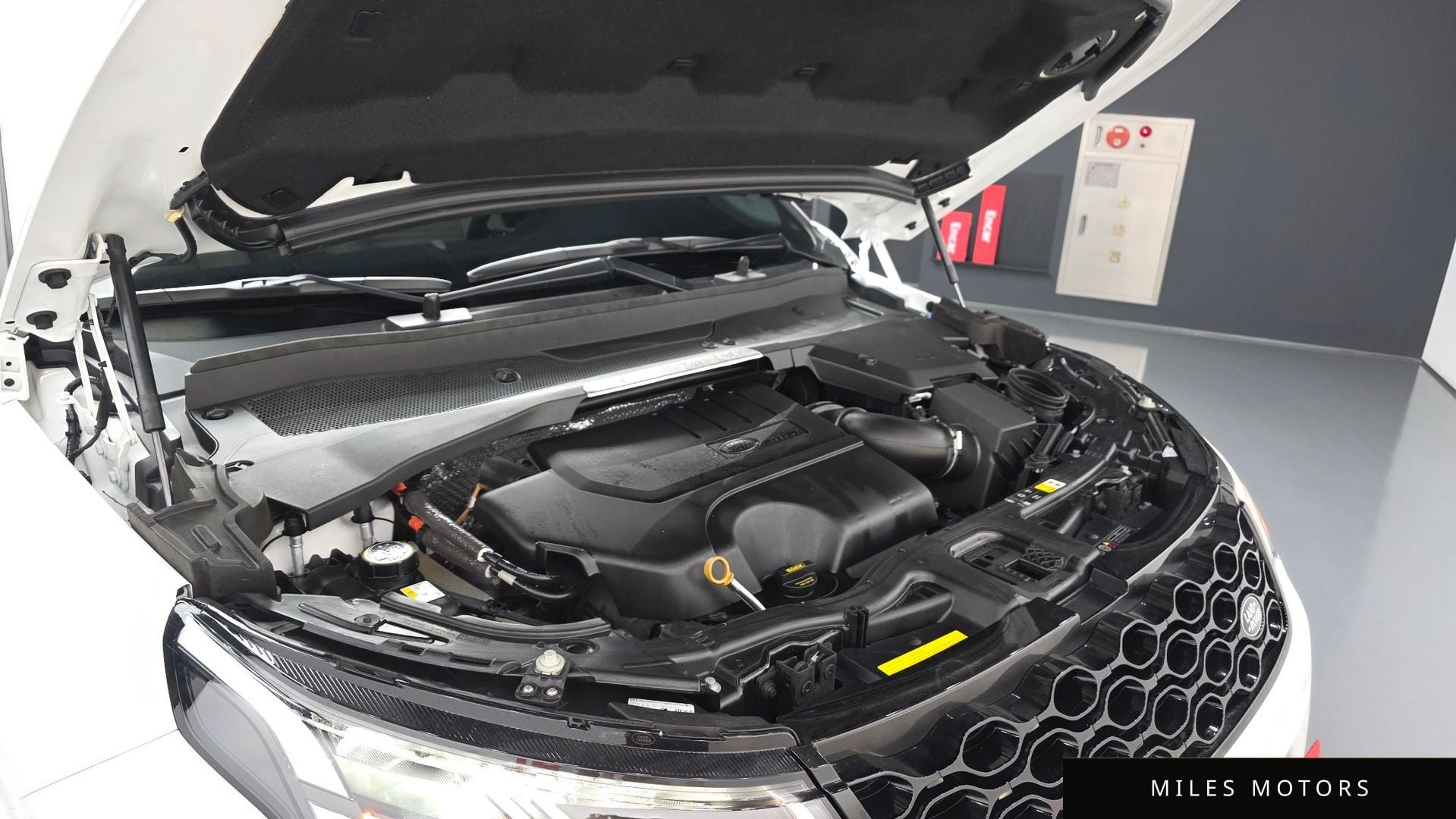 Land Rover Discovery Sport 2025 — миниатюра 6