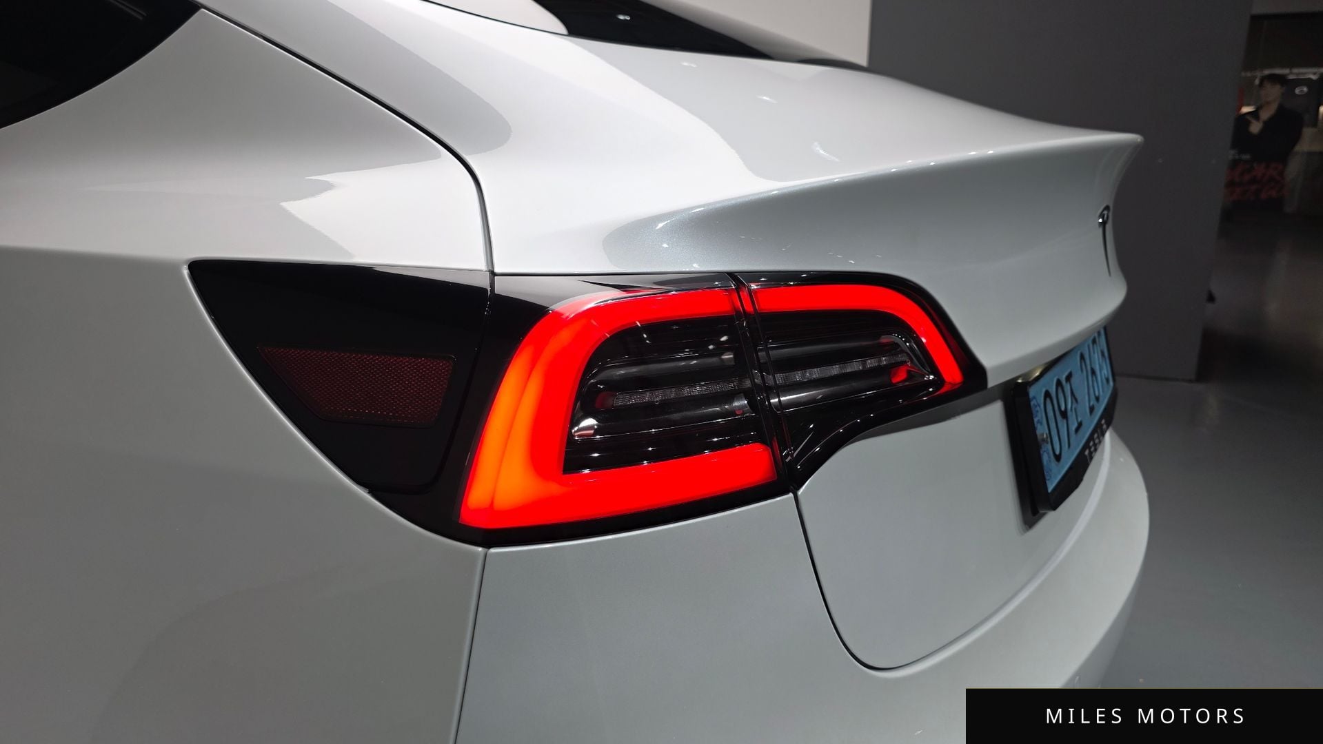 Tesla Model 3 2021 — миниатюра 8
