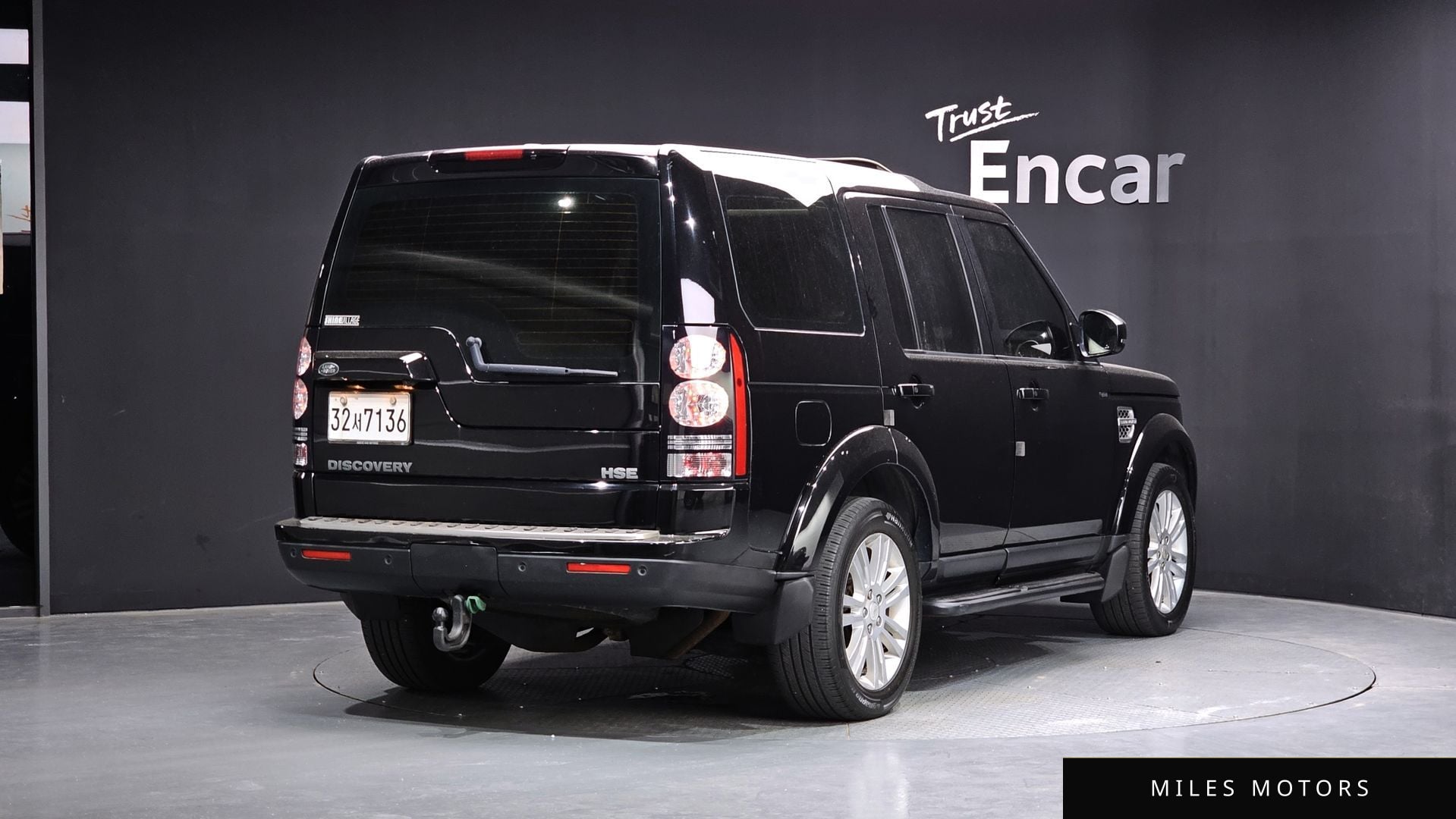 Land Rover Discovery 2014 — миниатюра 2