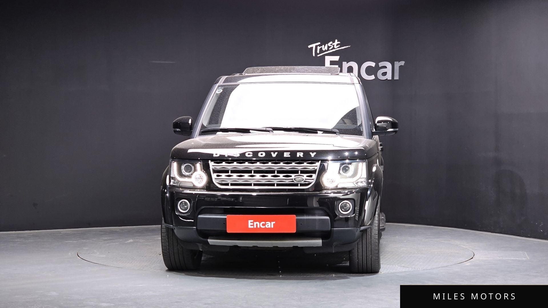 Land Rover Discovery 2014 — миниатюра 3