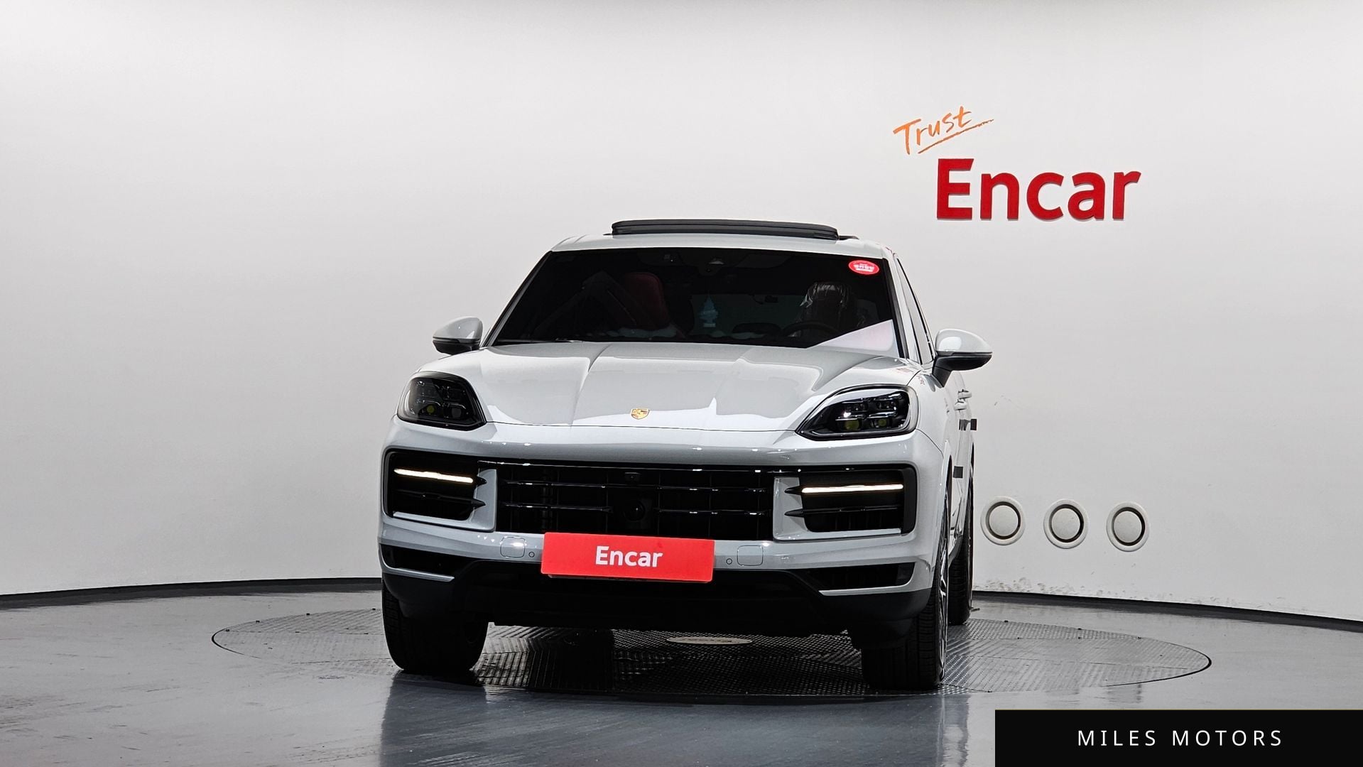 Porsche Cayenne 2024 — миниатюра 3