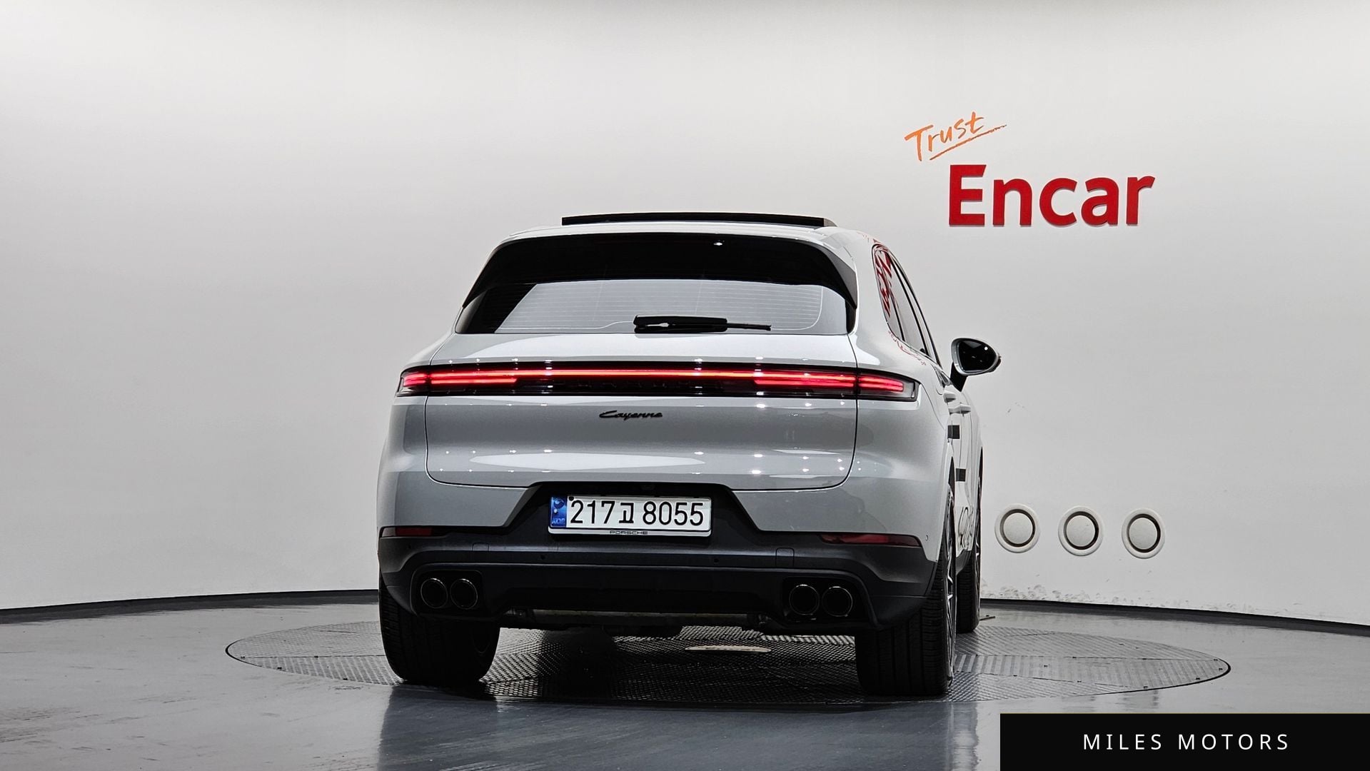 Porsche Cayenne 2024 — миниатюра 4