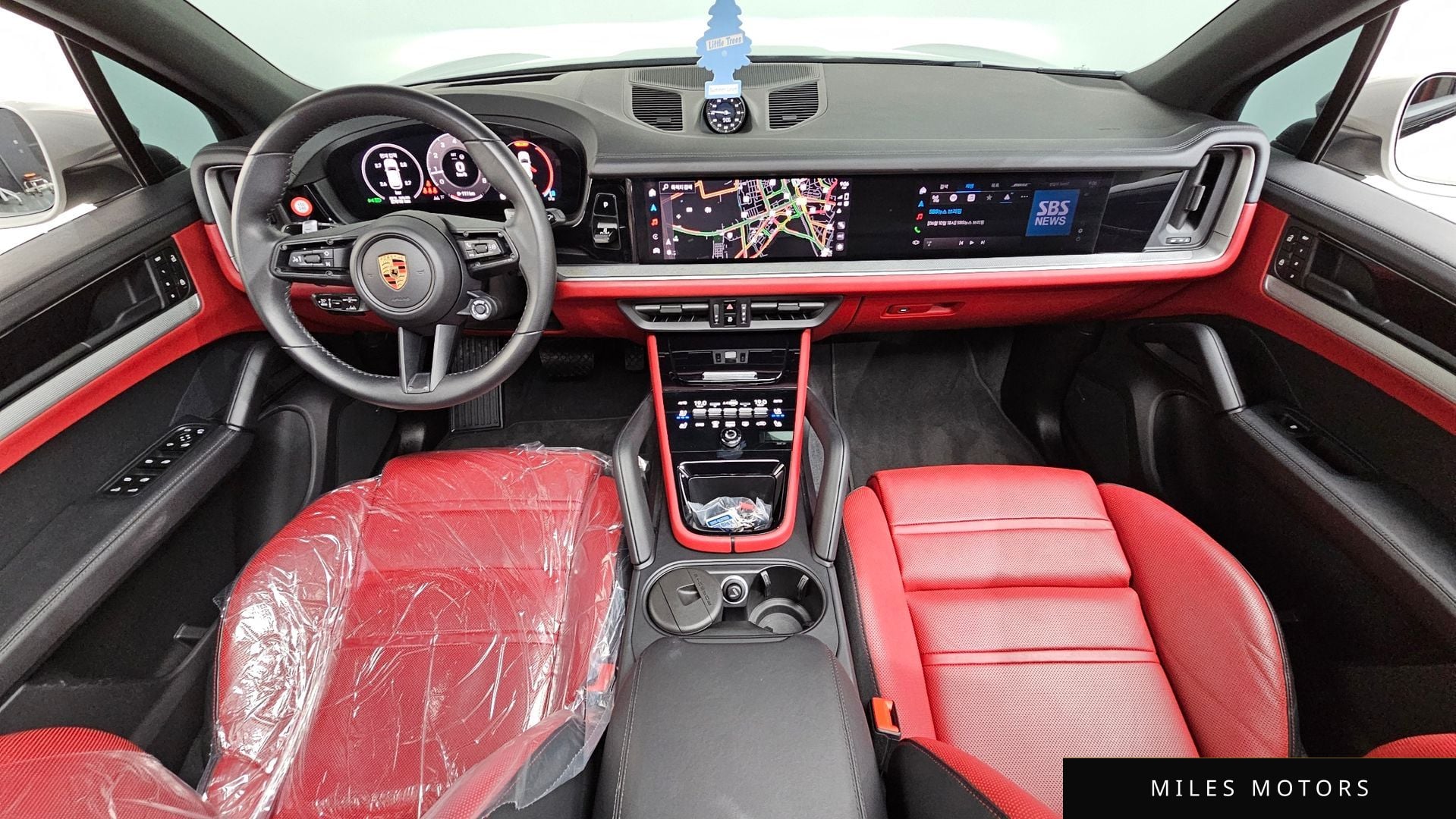 Porsche Cayenne 2024 — миниатюра 10