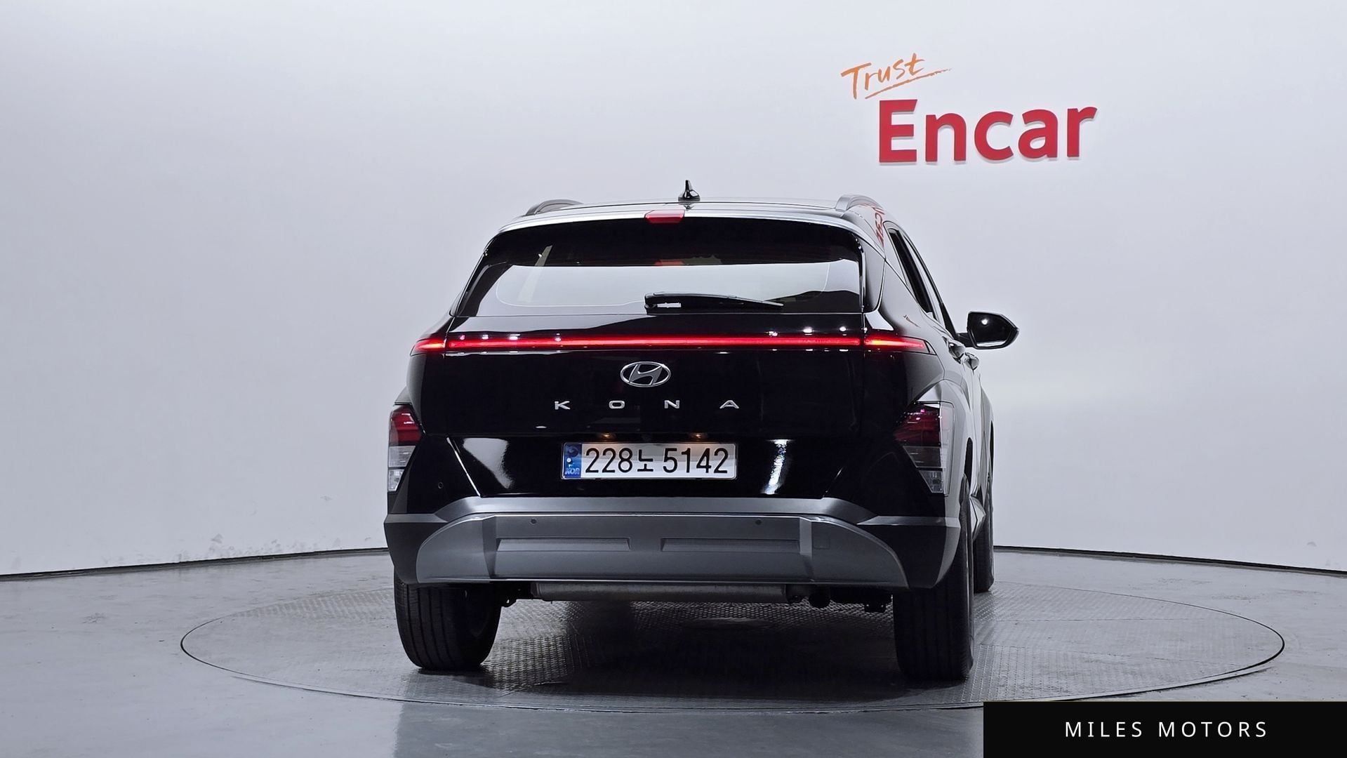 Hyundai Kona 2023 — миниатюра 4
