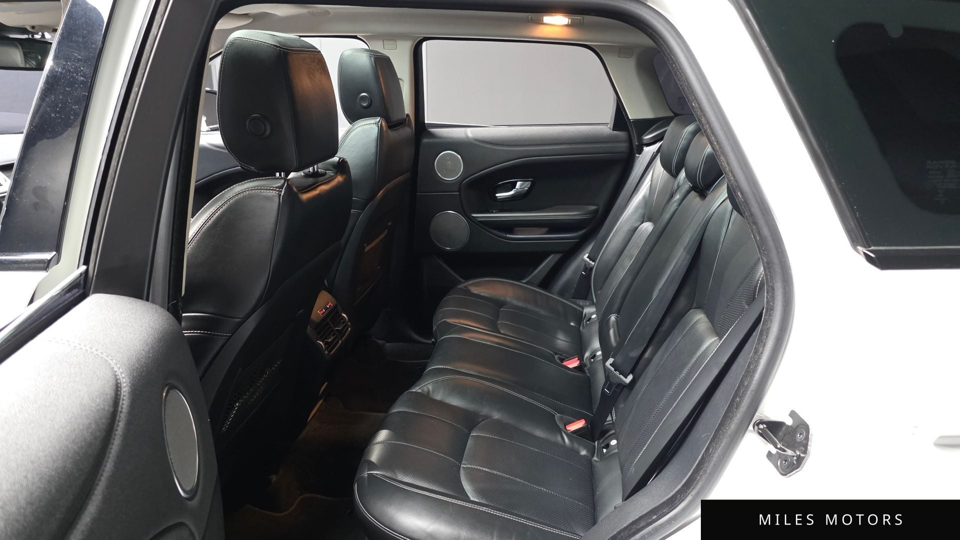 Land Rover Range Rover Evoque 2016 — миниатюра 12
