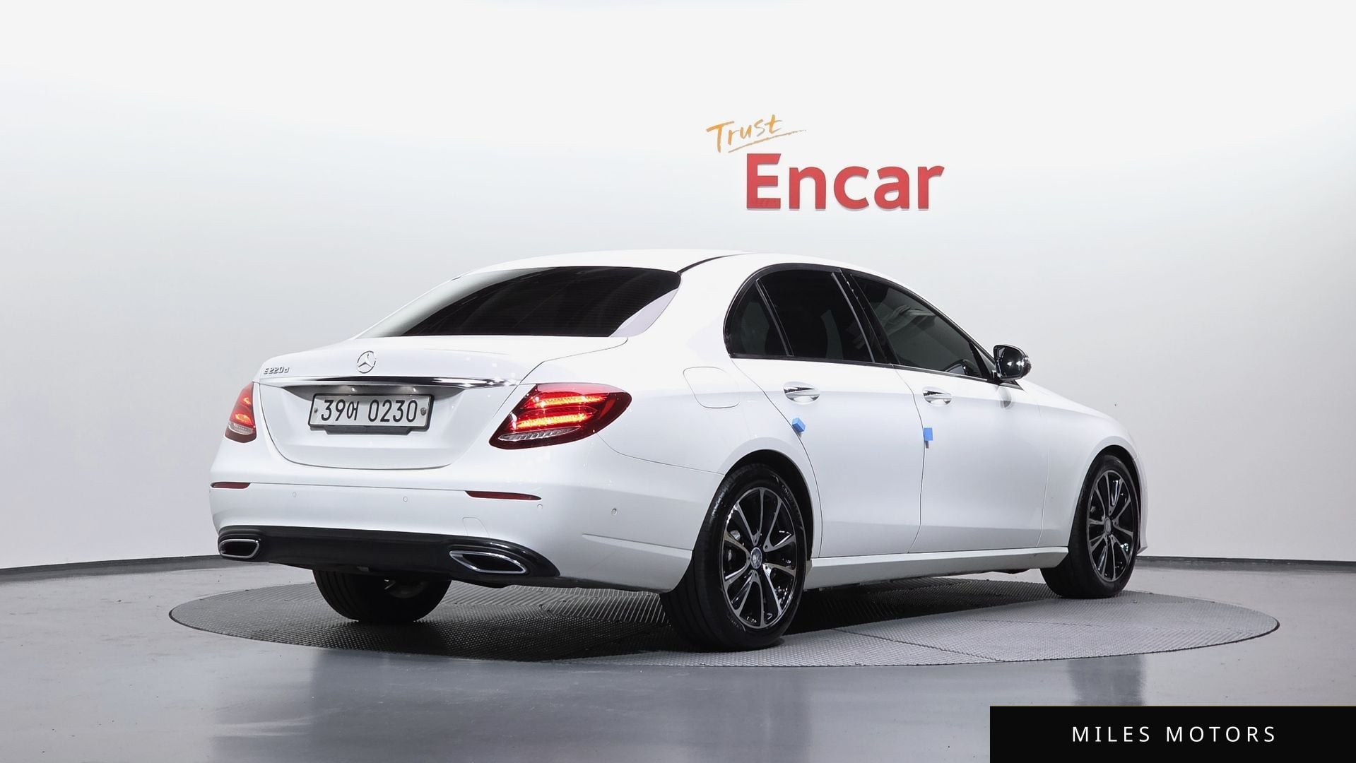 Mercedes-Benz E-Class W213 2017 — миниатюра 2