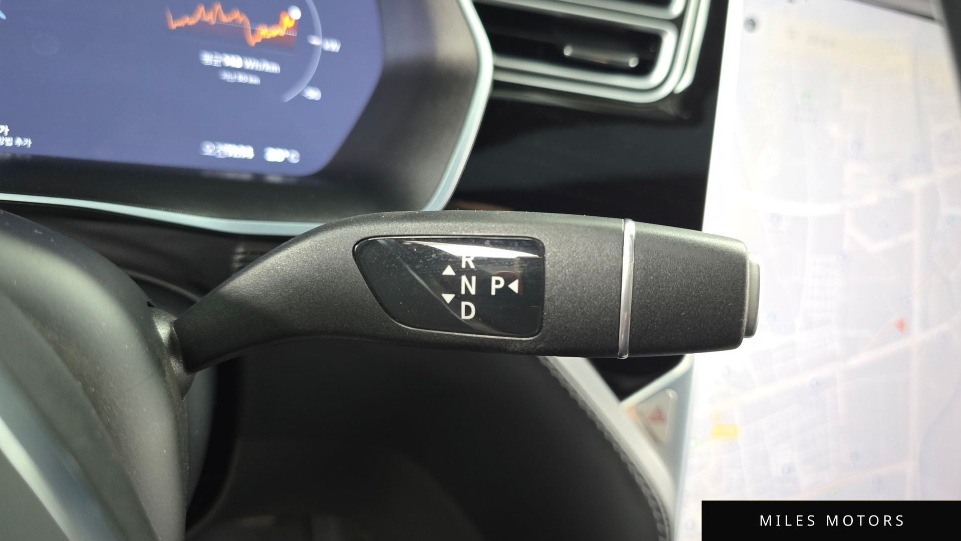 Tesla Model S 2017 — миниатюра 9
