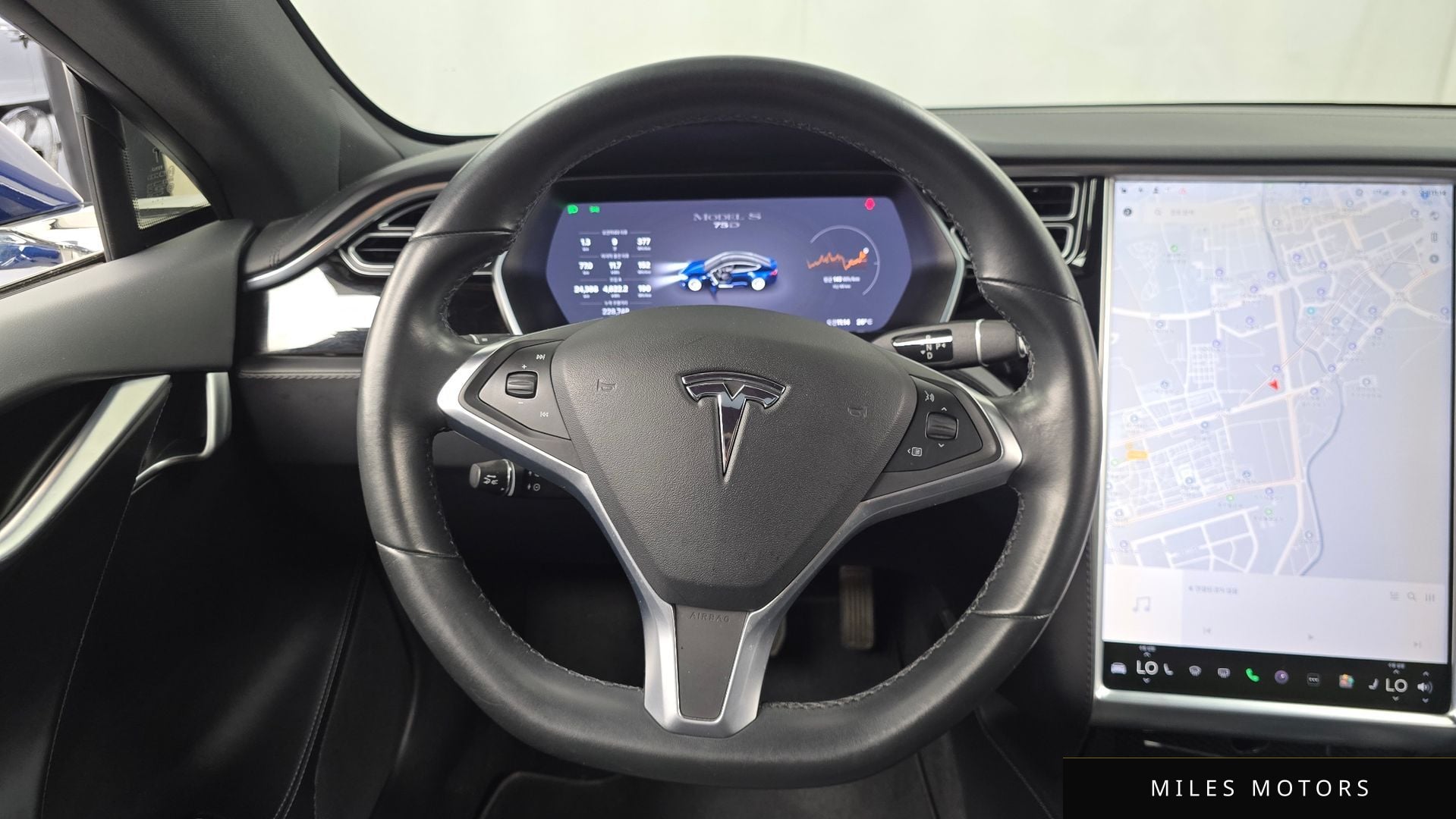 Tesla Model S 2017 — миниатюра 12