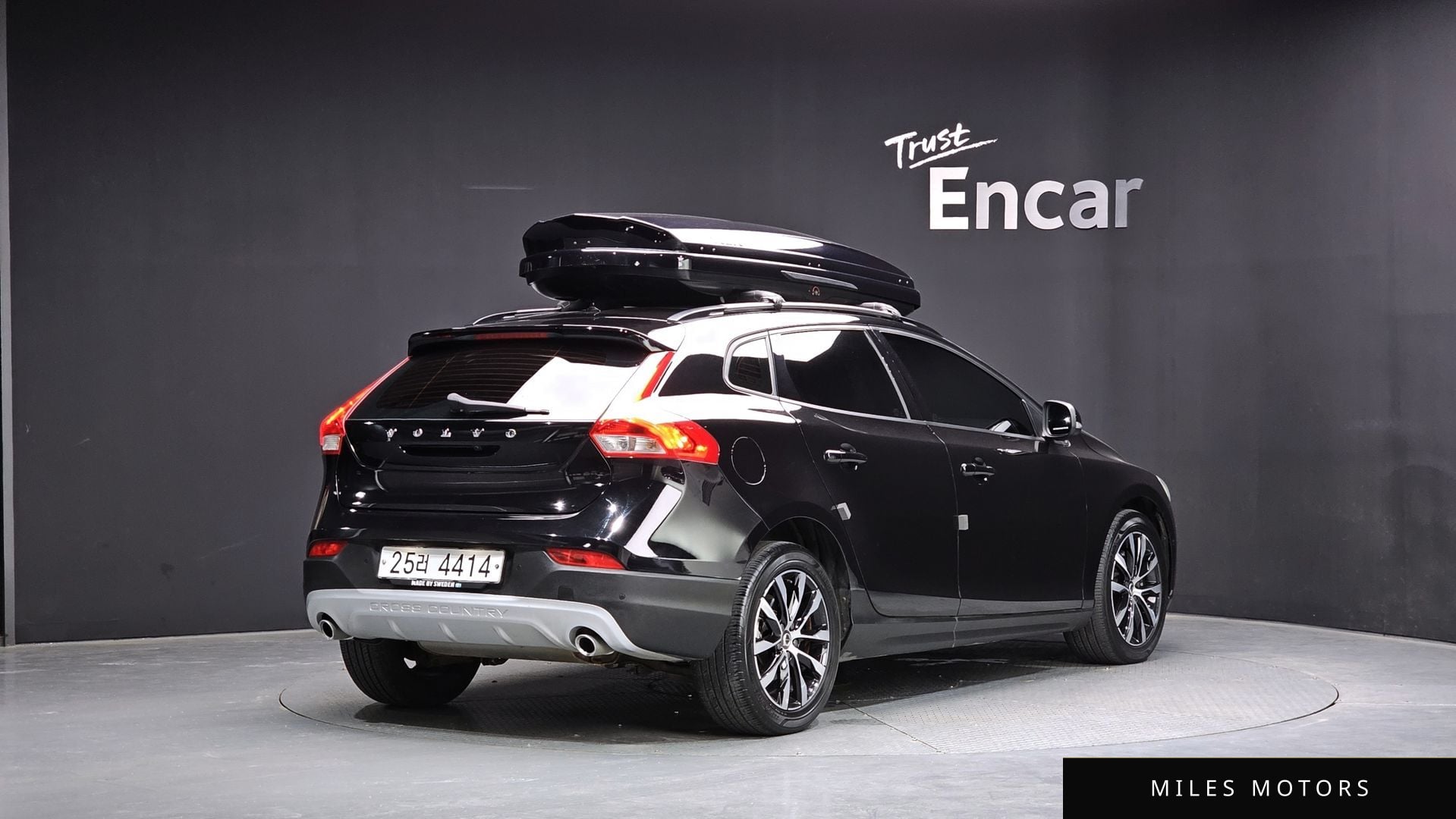 Volvo V40 2019 — миниатюра 2
