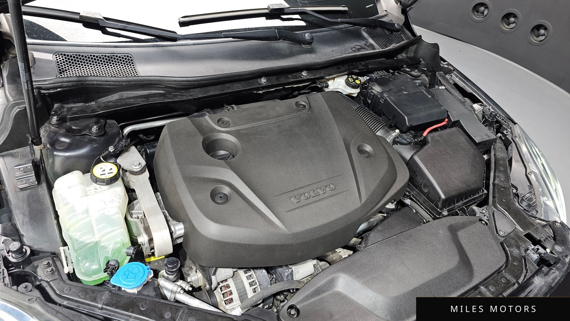 Volvo V40 2019 — миниатюра 6