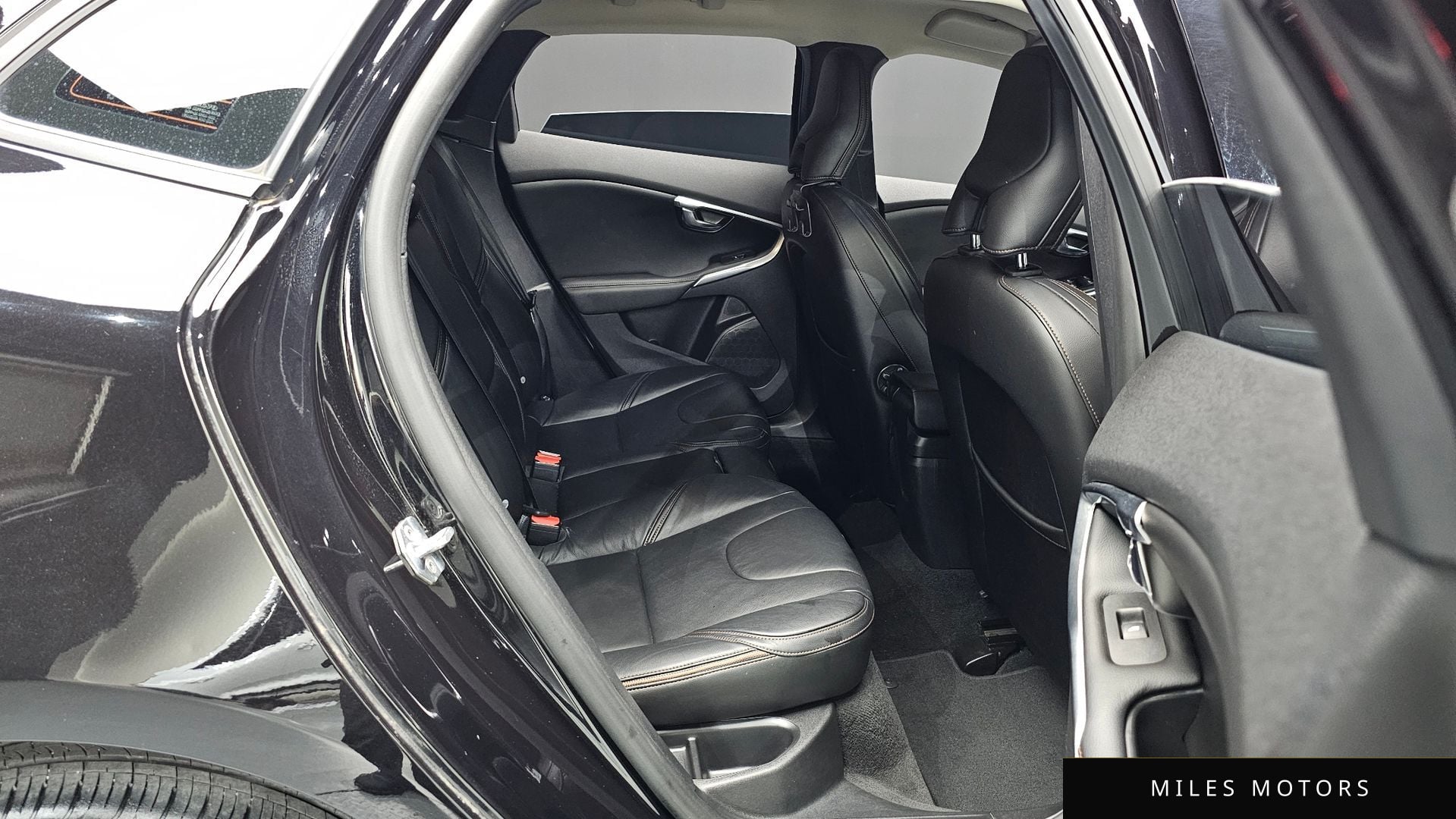 Volvo V40 2019 — миниатюра 11