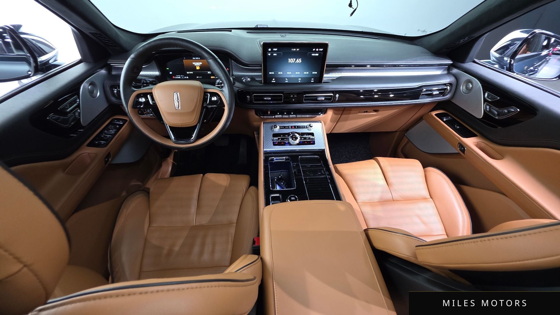 Lincoln Aviator 2022 — миниатюра 10