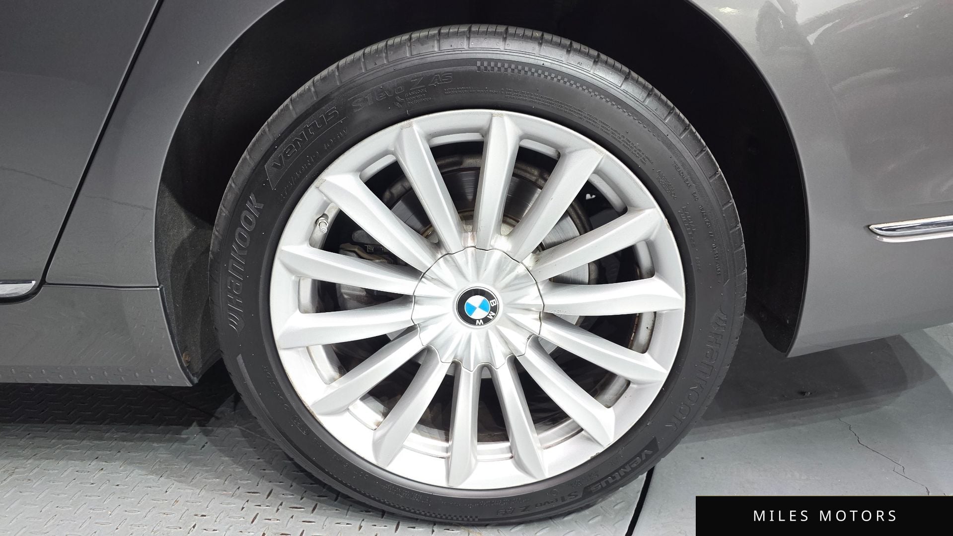BMW 7 Series (G11) 2016 — миниатюра 7