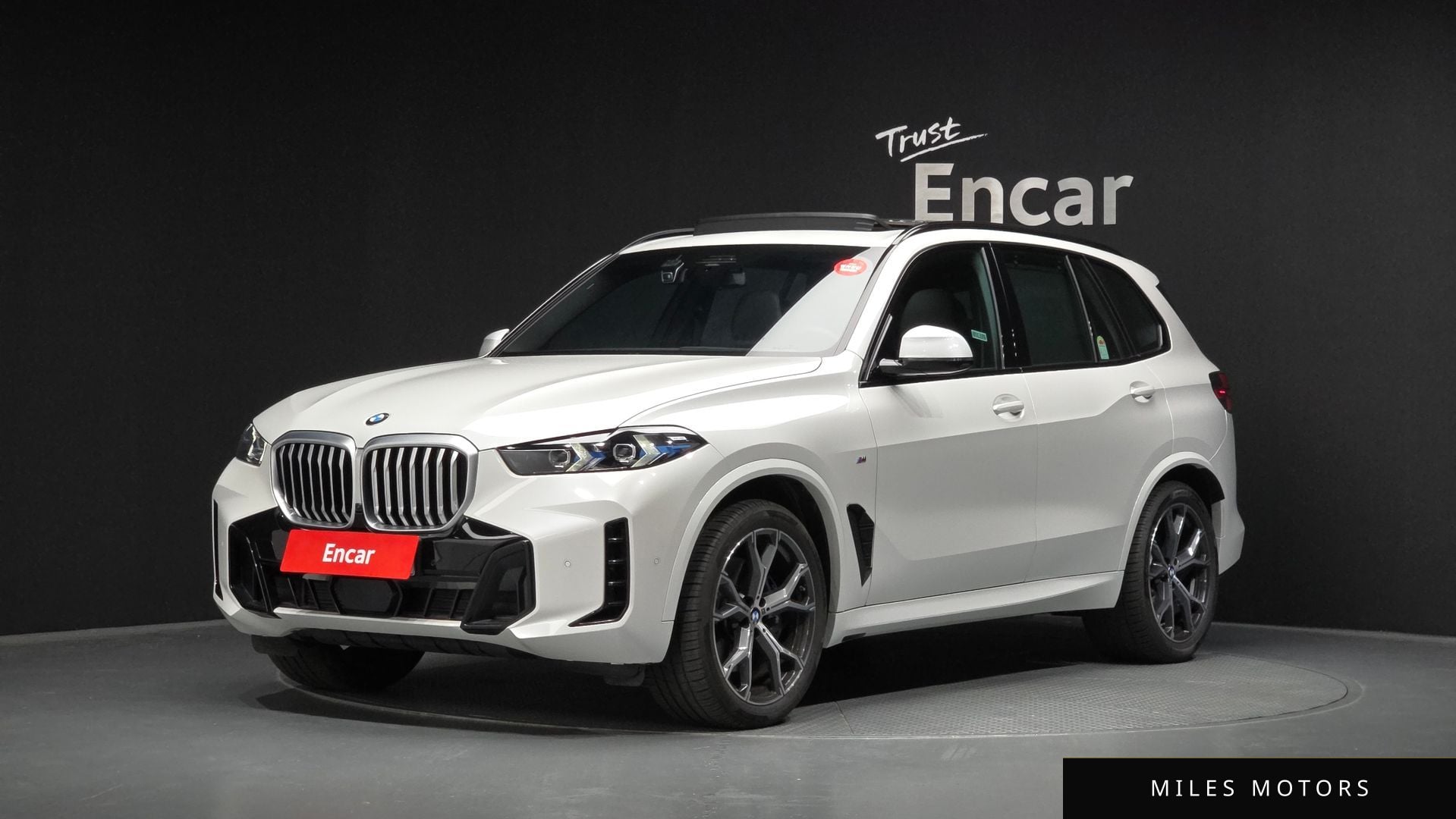 BMW X5 (G05) 2025 — фото 1 из 12