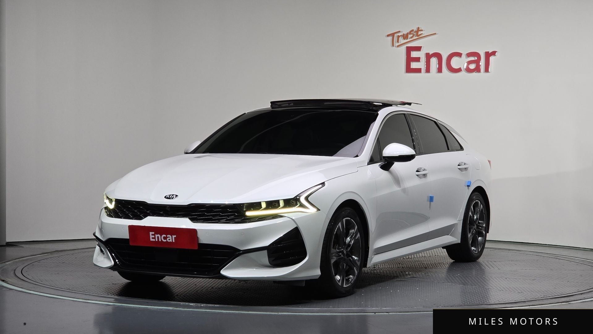 Kia K5 2020 — фото 1 из 12
