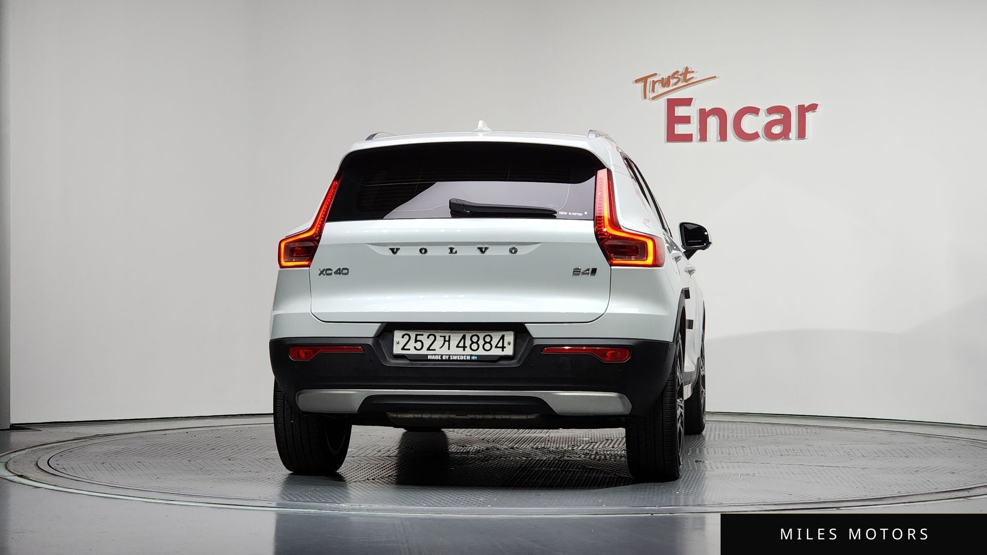 Volvo XC40 2021 — миниатюра 4