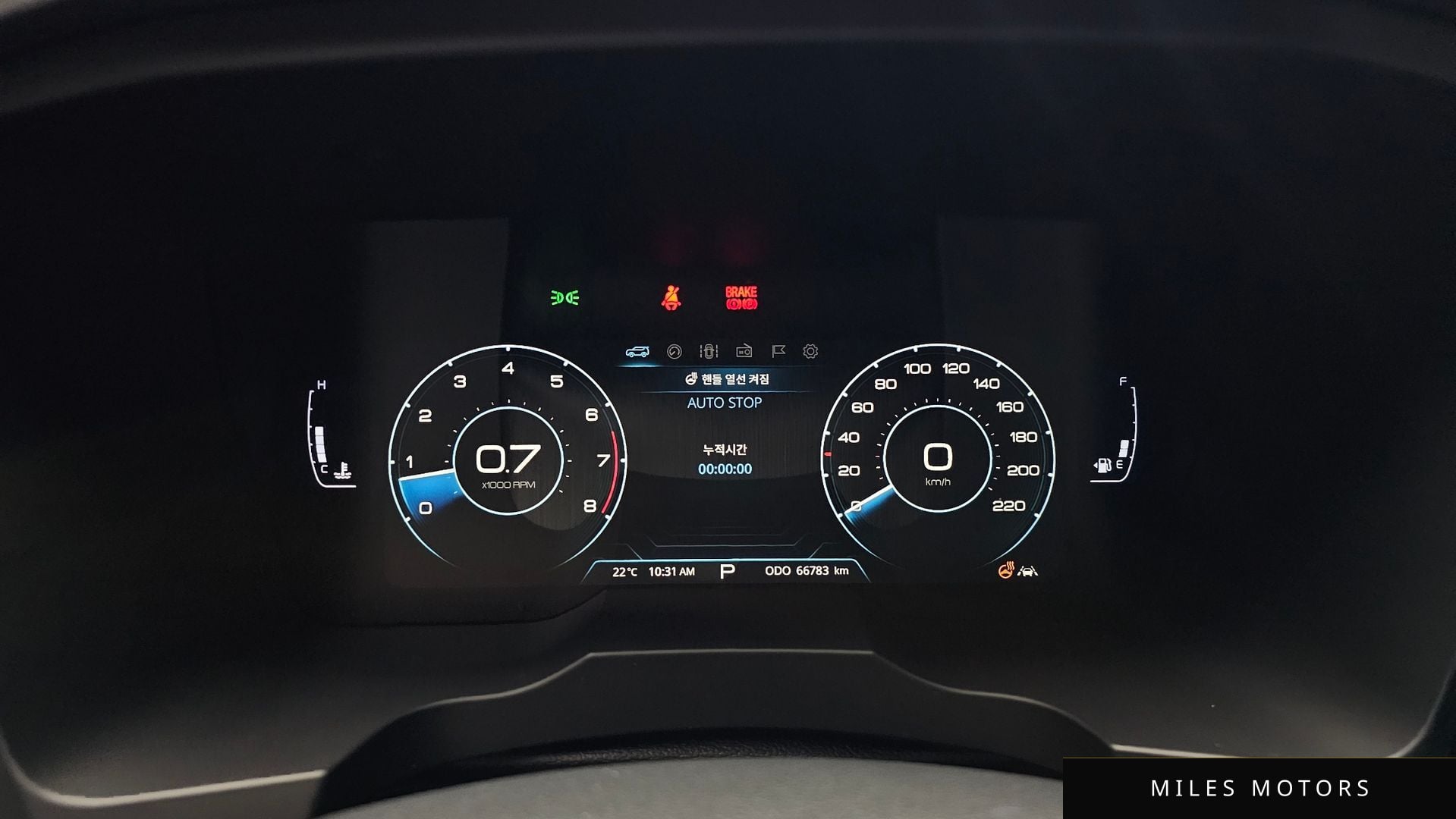 KG Mobility Beautiful Korando 2021 — миниатюра 10
