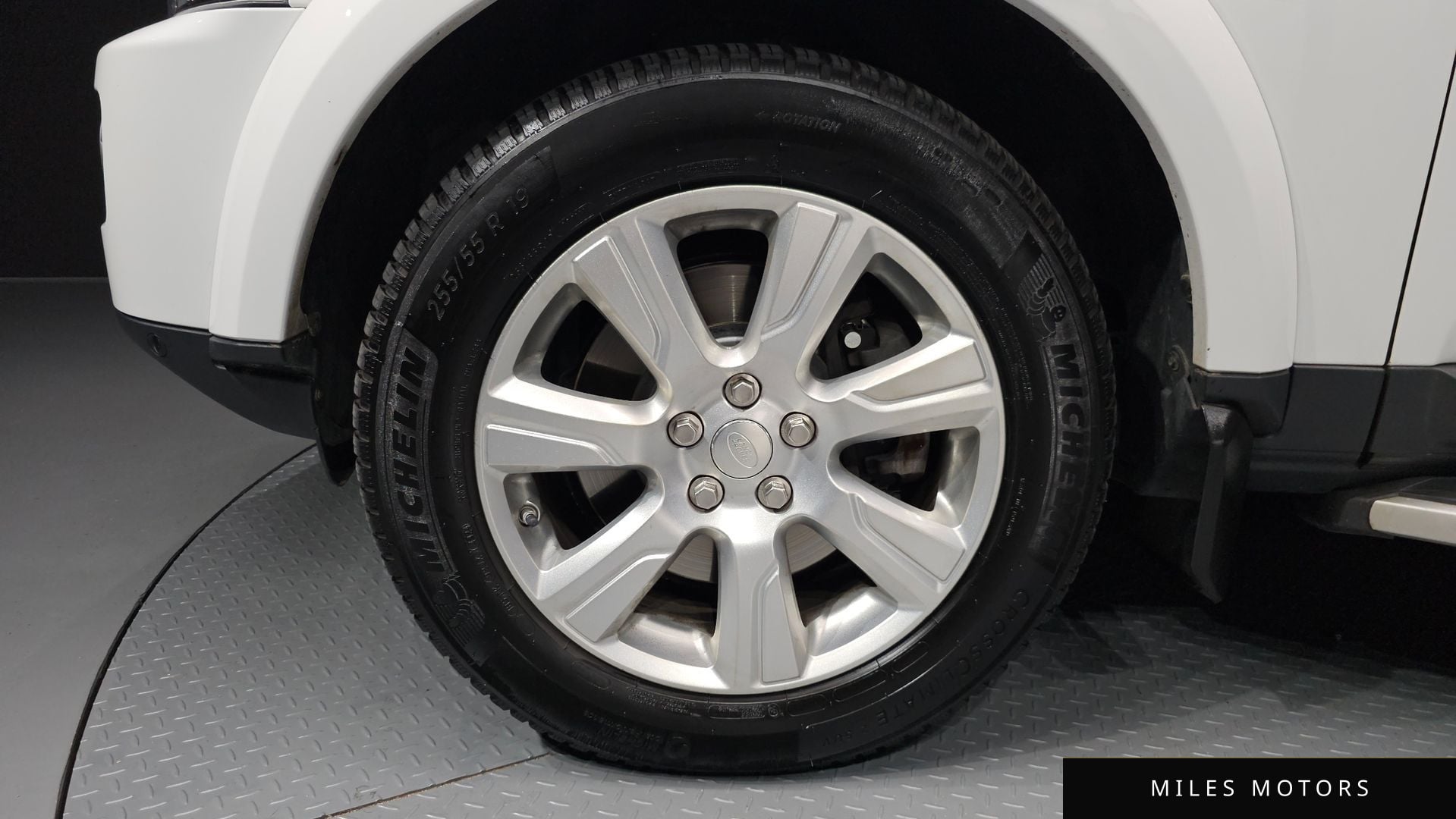 Land Rover Discovery 2015 — миниатюра 5