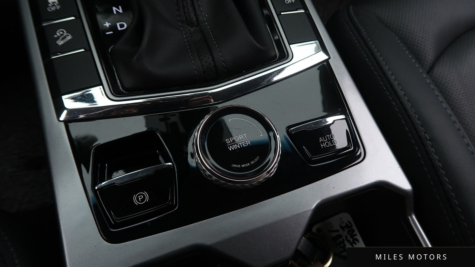 KG Mobility Beautiful Korando 2022 — миниатюра 11